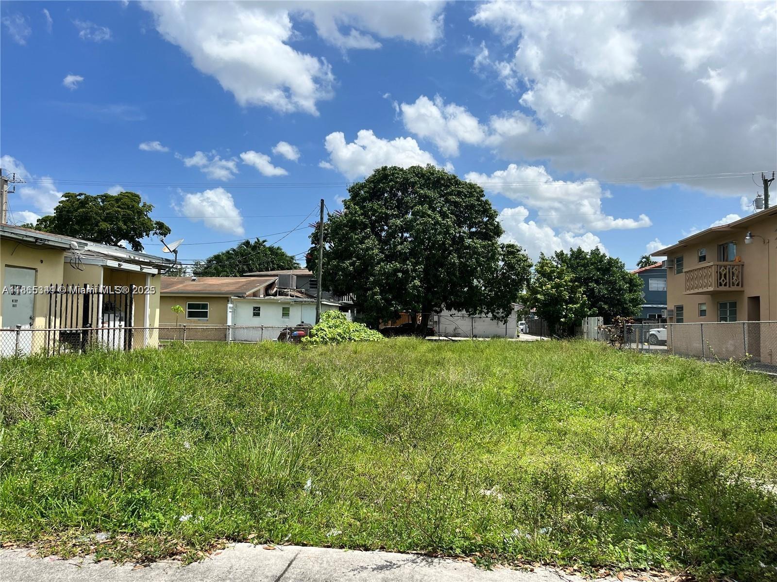 Homes for sale in Hialeah, FL | 65 W 7Th St, Hialeah, FL 33010 | MLS# A11865341