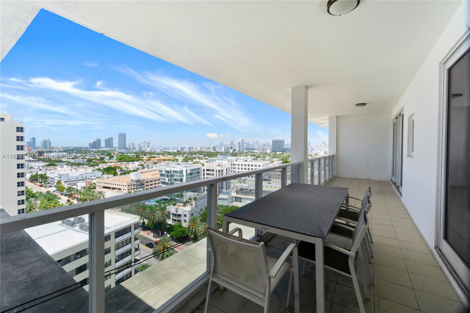 The Decoplage Condo