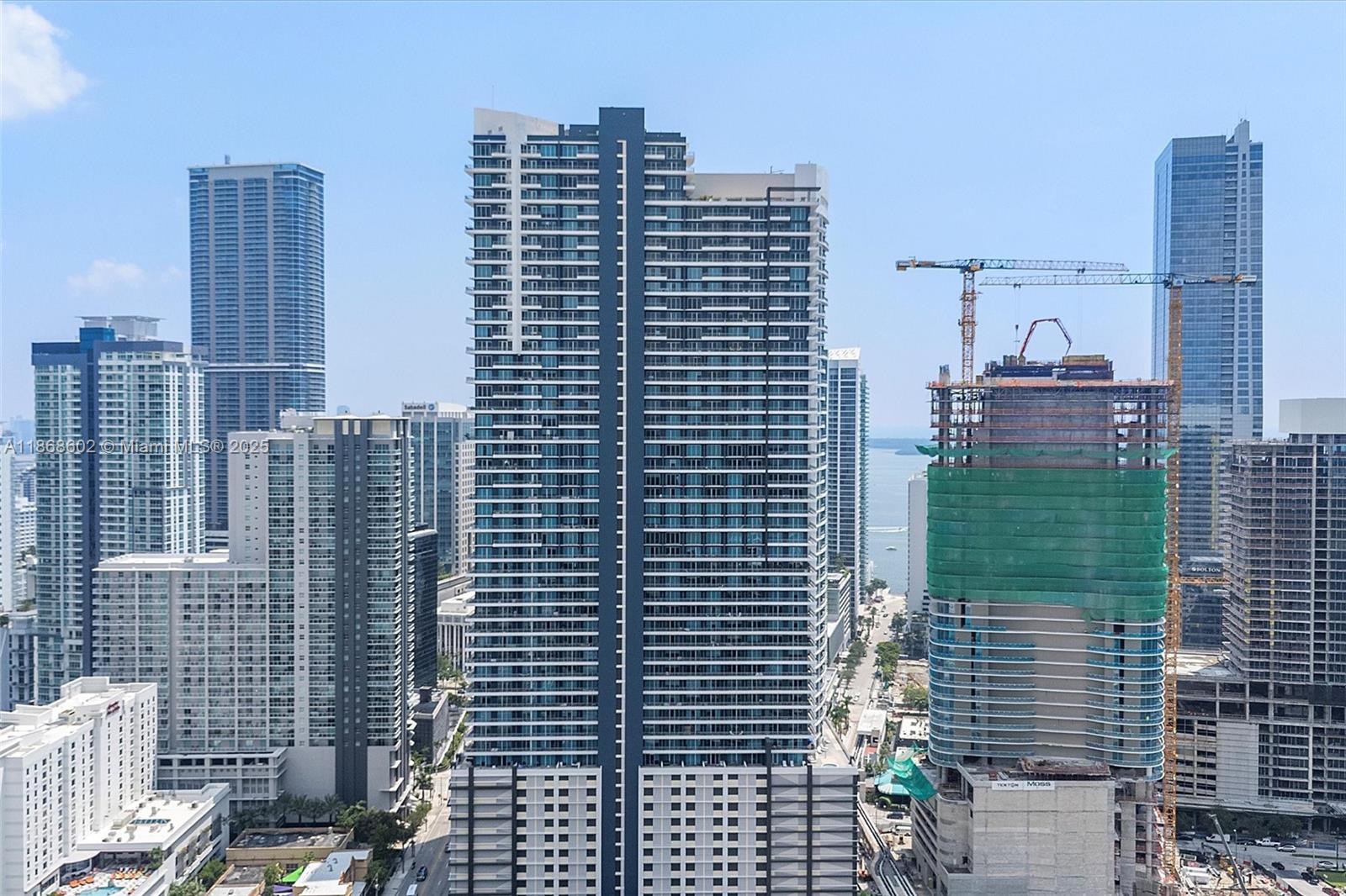 Infinity At Brickell Cond