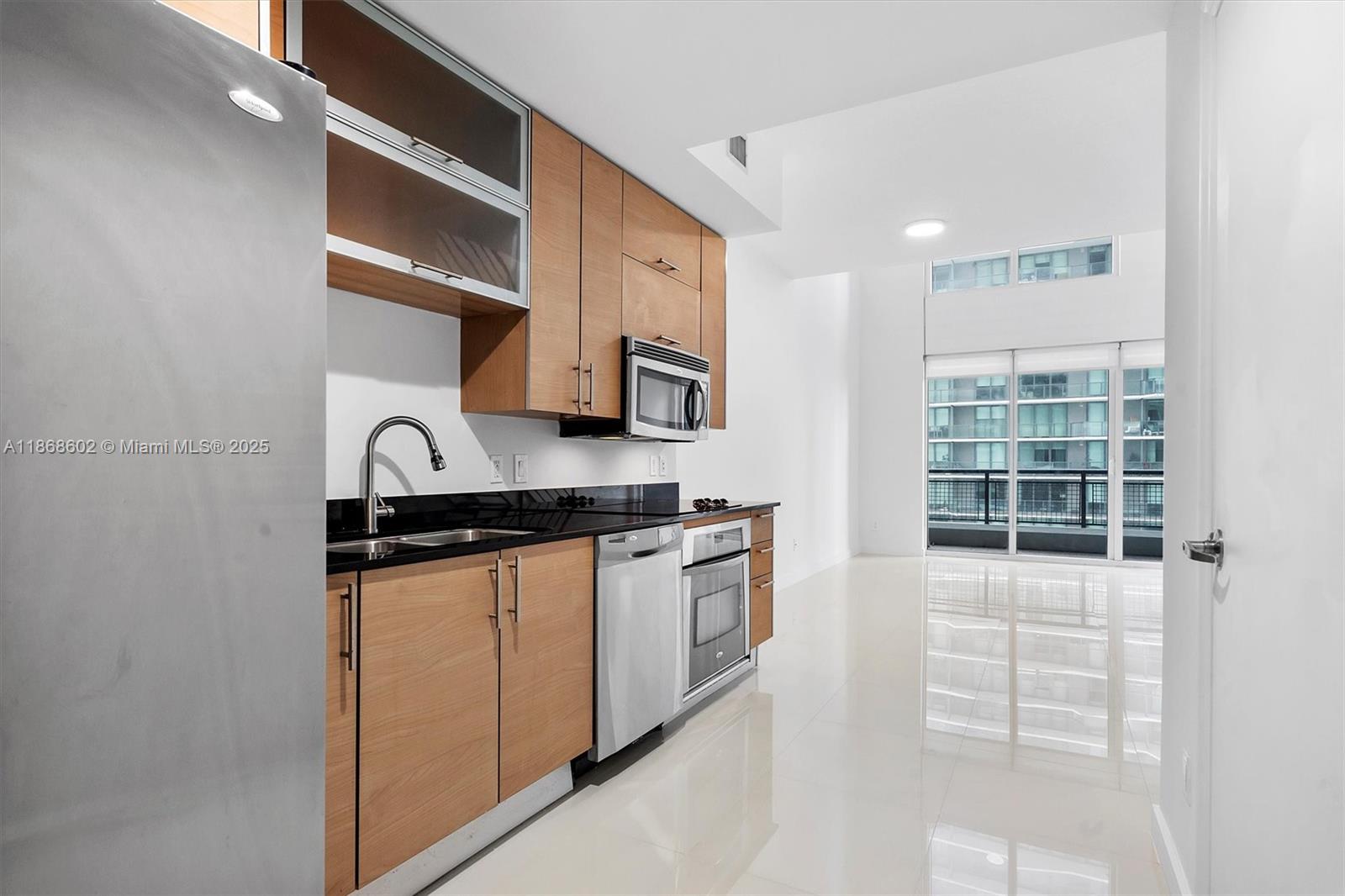 60 SW 13th St #2420, Miami FL 33130