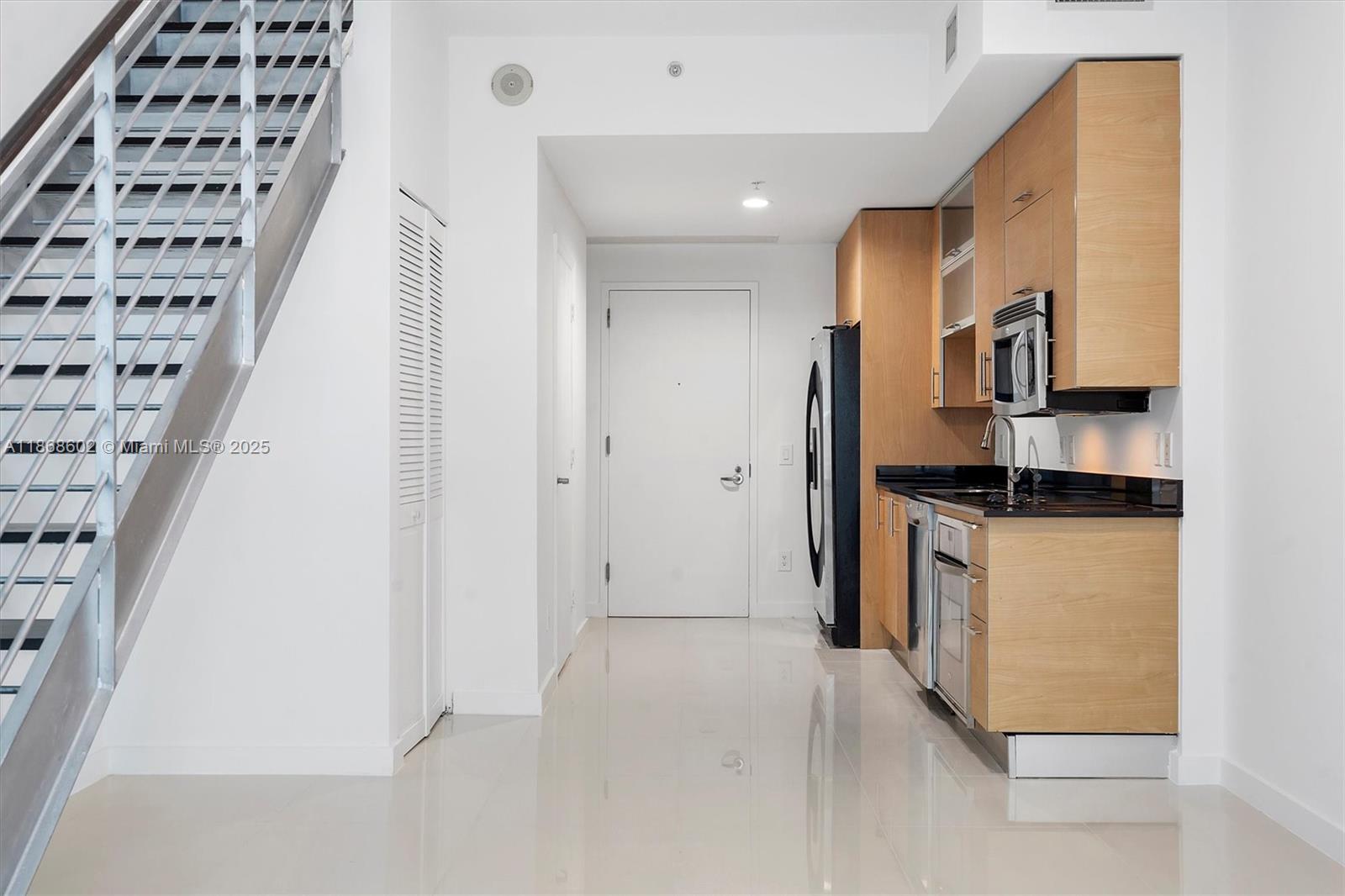 60 SW 13th St #2420, Miami FL 33130