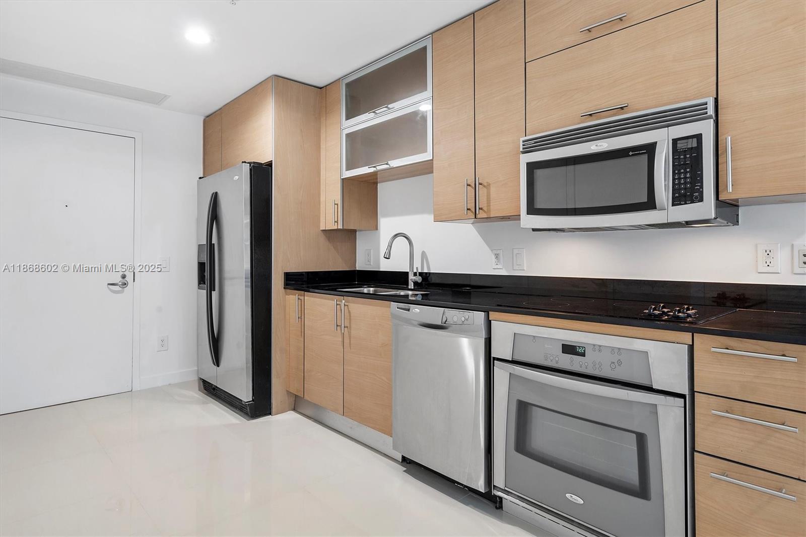 60 SW 13th St #2420, Miami FL 33130