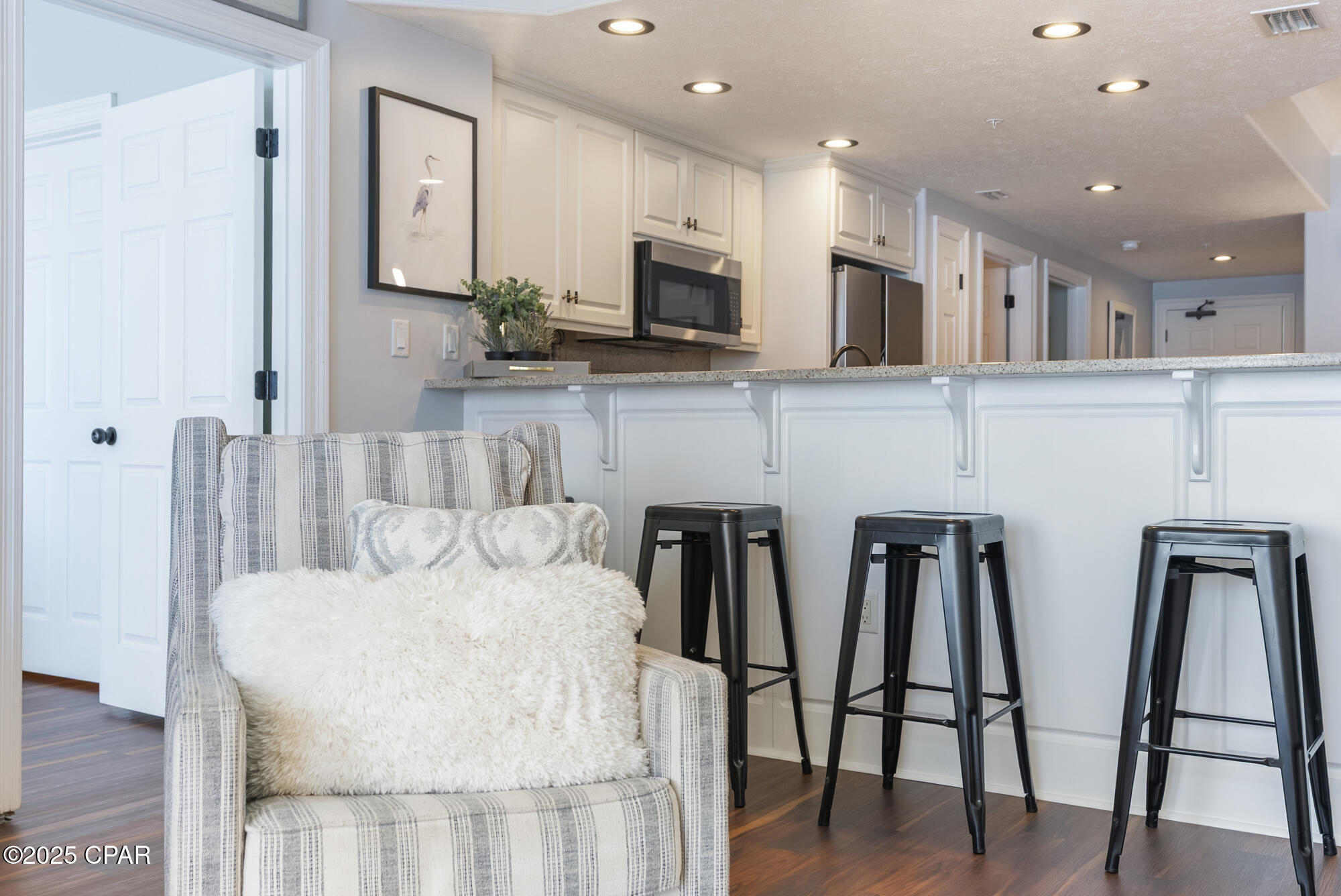 Image 12 For 5004 Thomas Drive 209