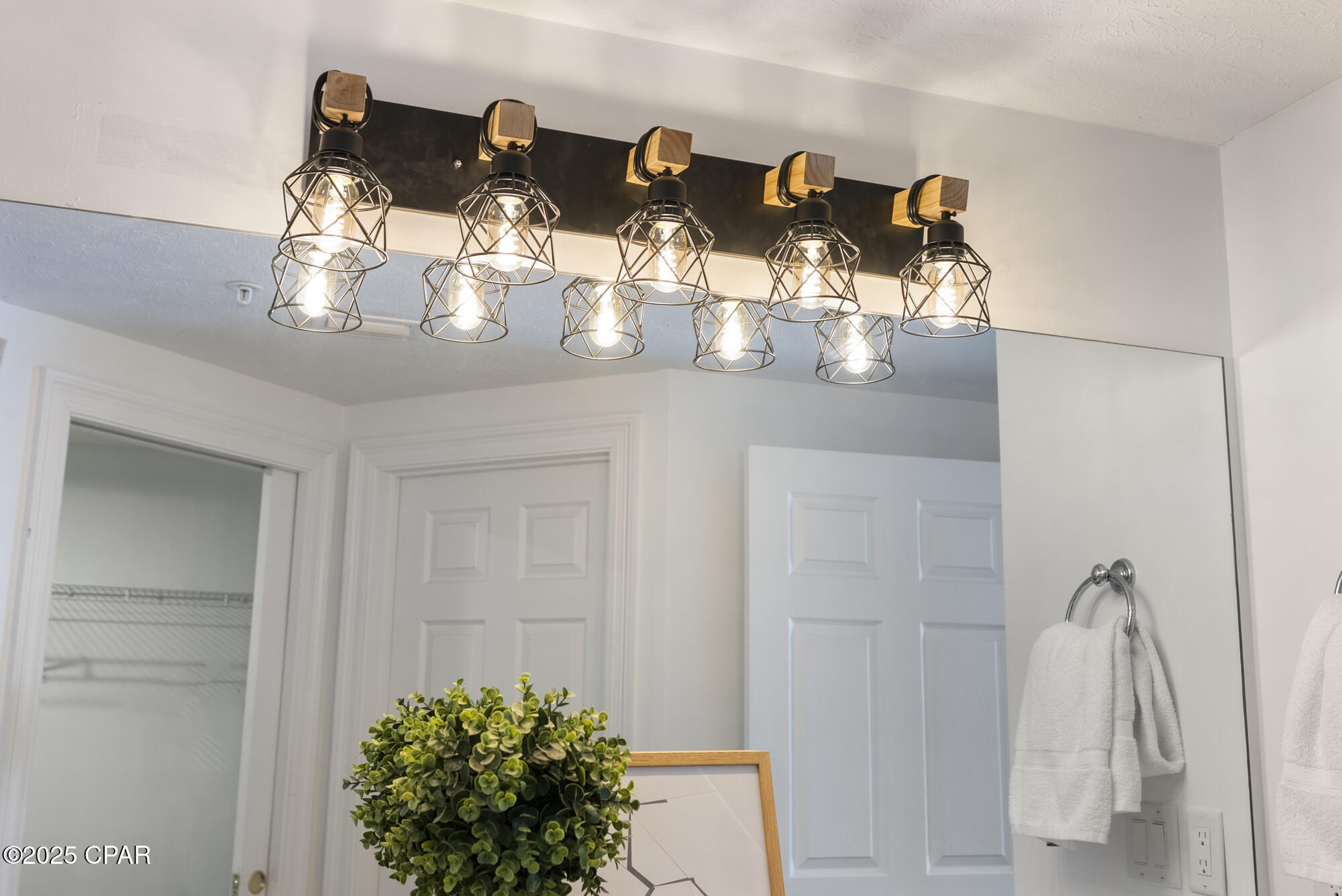 Image 57 For 5004 Thomas Drive 209