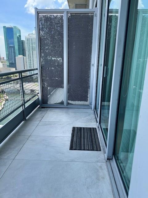 690 SW 1st Ct #2311, Miami FL 33130