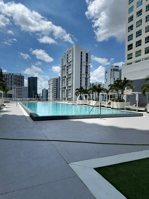 690 SW 1st Ct #2311, Miami FL 33130