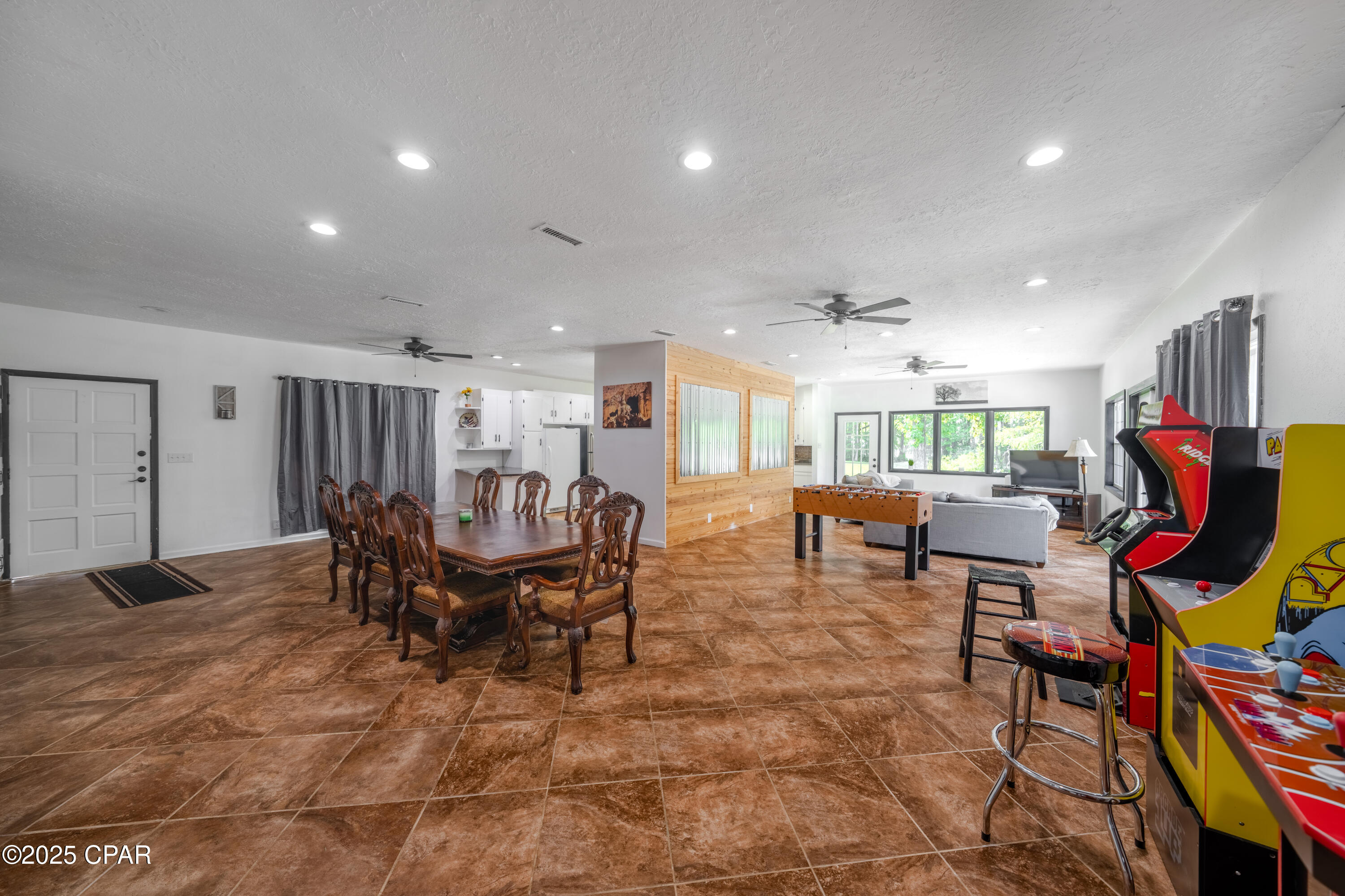 Image 24 For 2960 Hunter Fish Camp Road