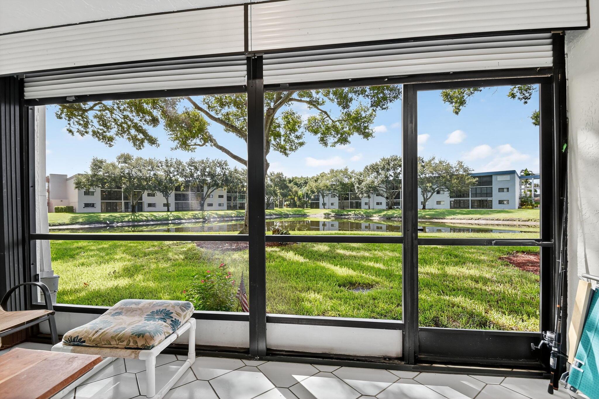 Watersedge At The Lakes O