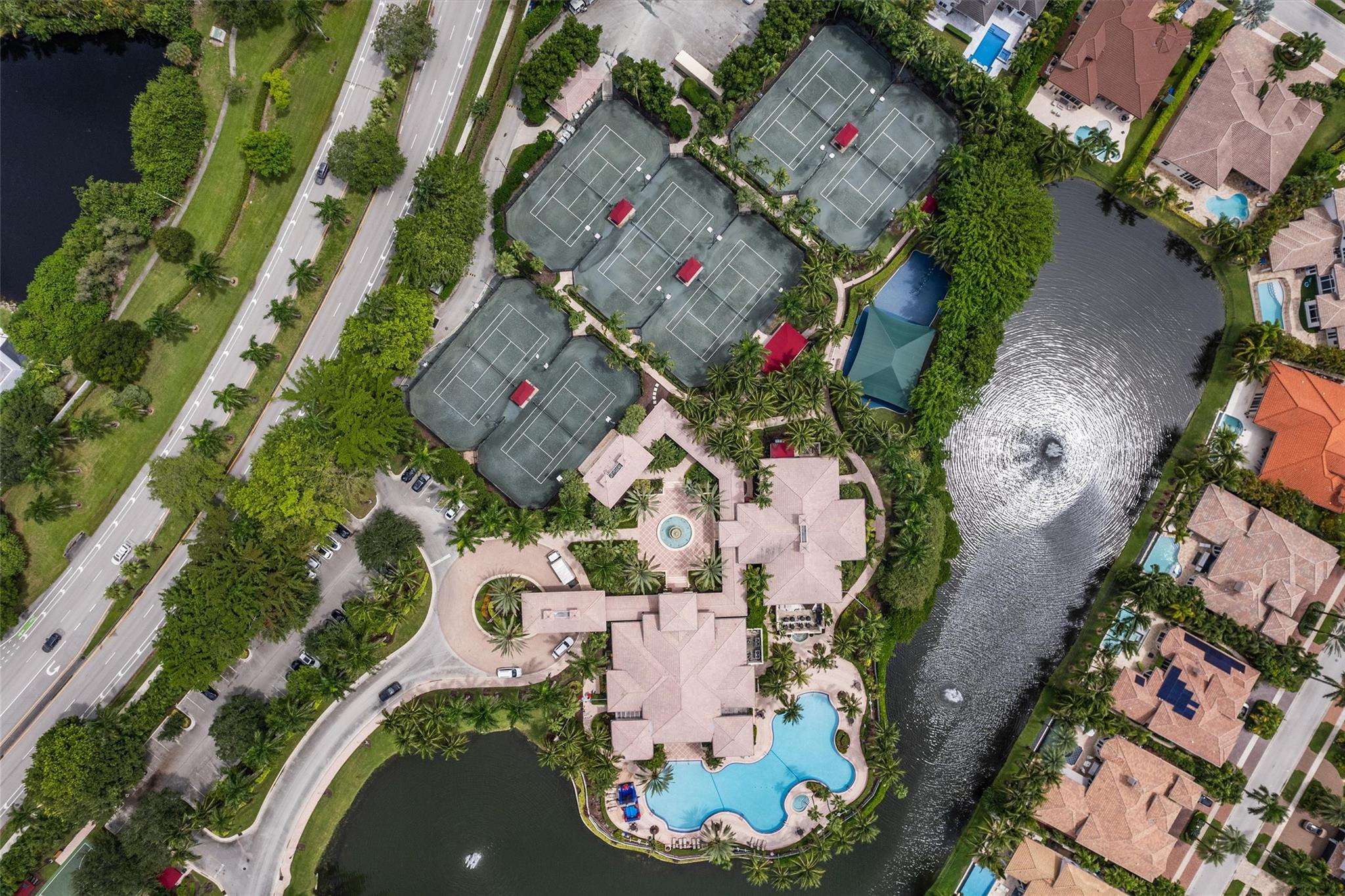 Homes for sale in Plantation, FL | 366 Sweet Bay Ave, Plantation, FL 33324 | MLS# F10523179