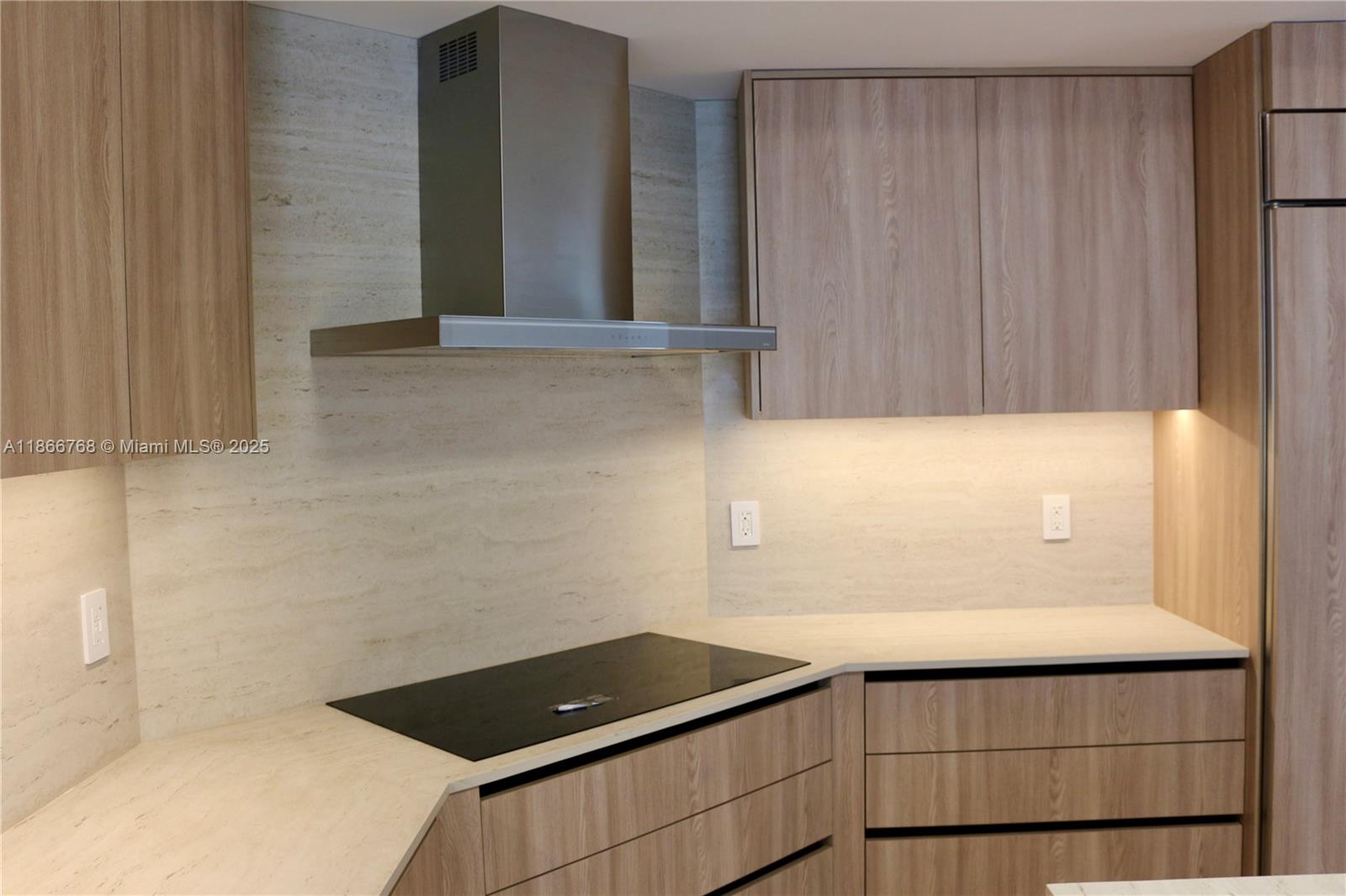 430 Grand Bay Dr 302