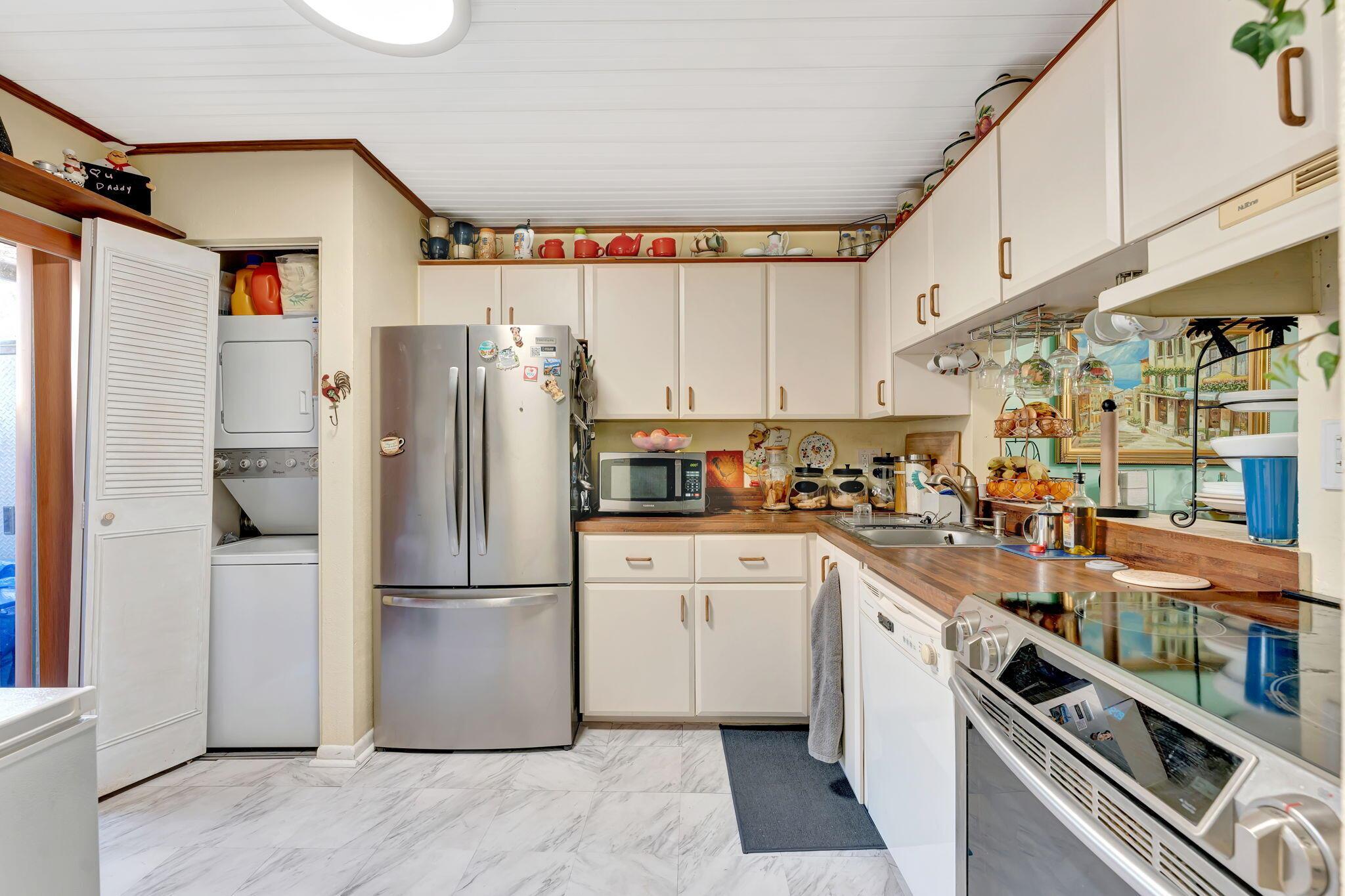 Homes for sale in Coconut Creek, FL | 814 Banks Road, Coconut Creek, FL 33063 | MLS# R11119389