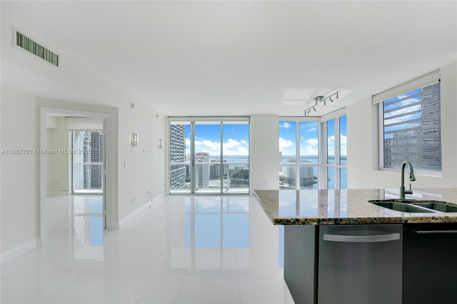 Condo for Rent in Miami, FL