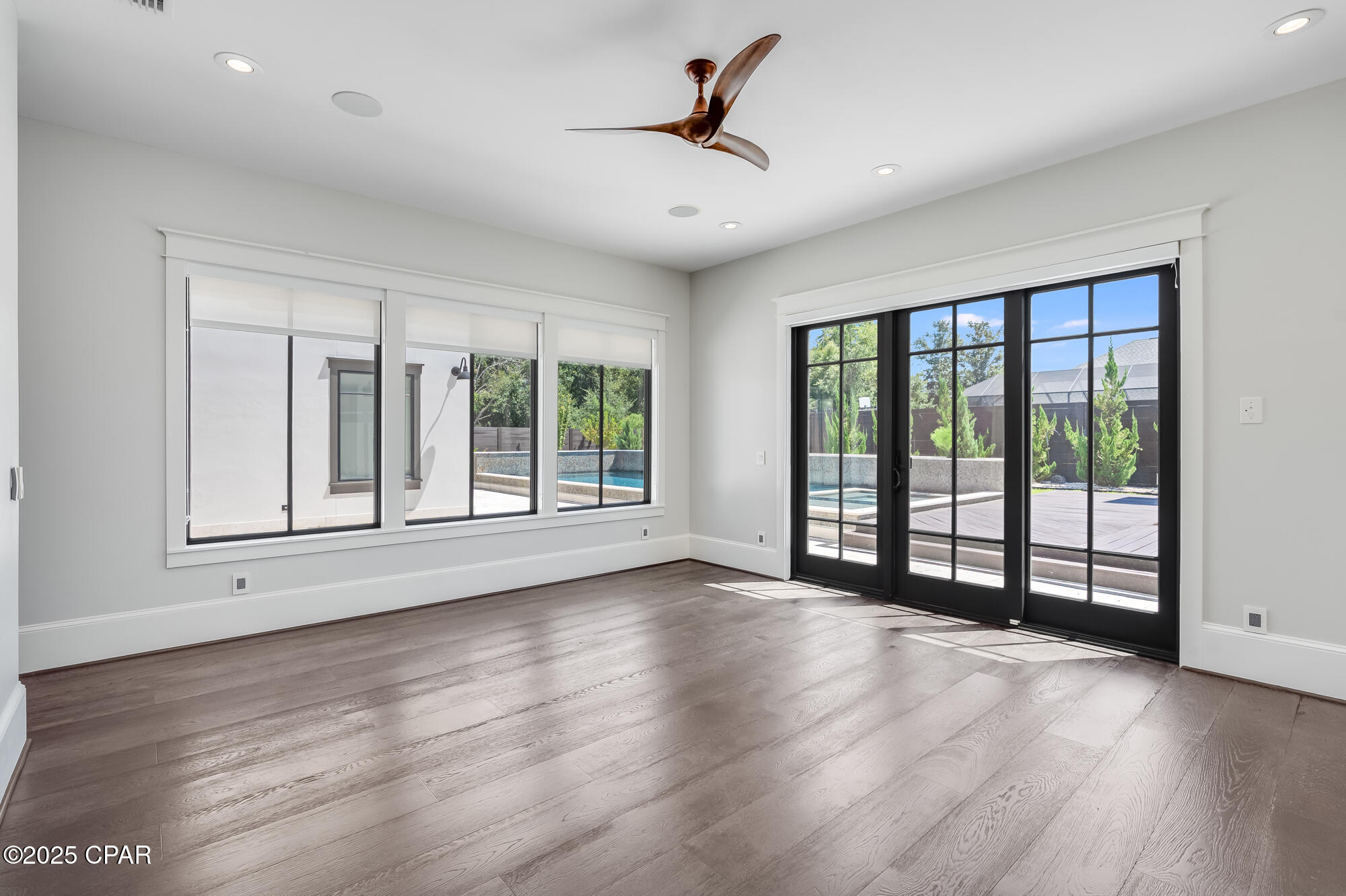 Image 33 For 158 Lake Merial Boulevard