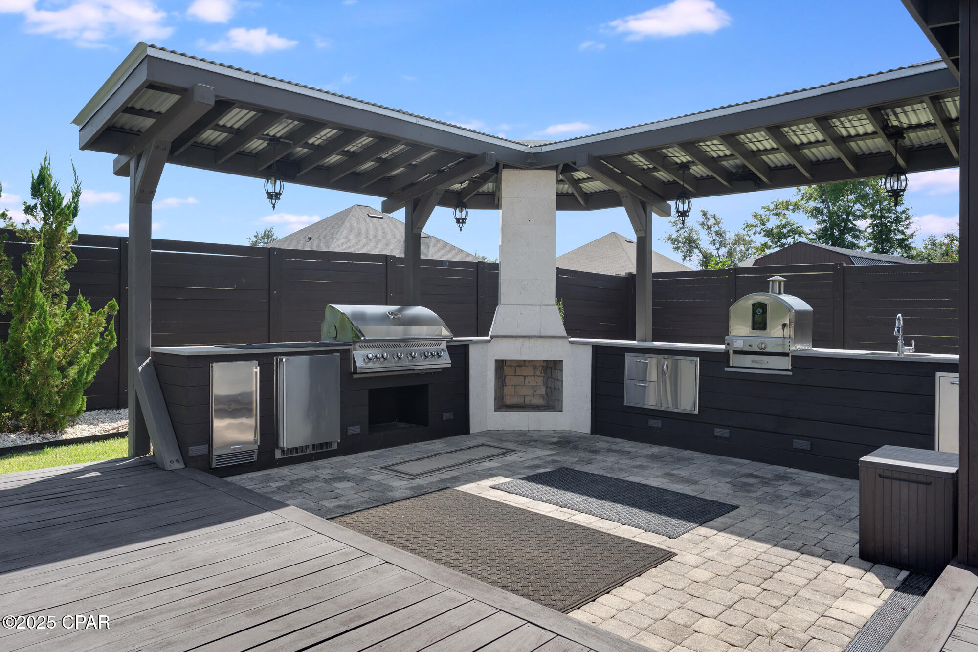 Image 74 For 158 Lake Merial Boulevard