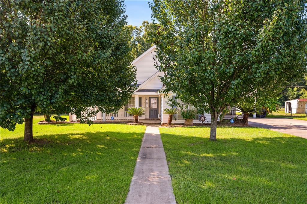 Photo of 484 SPRING BAYOU Road, Marksville, LA 71351