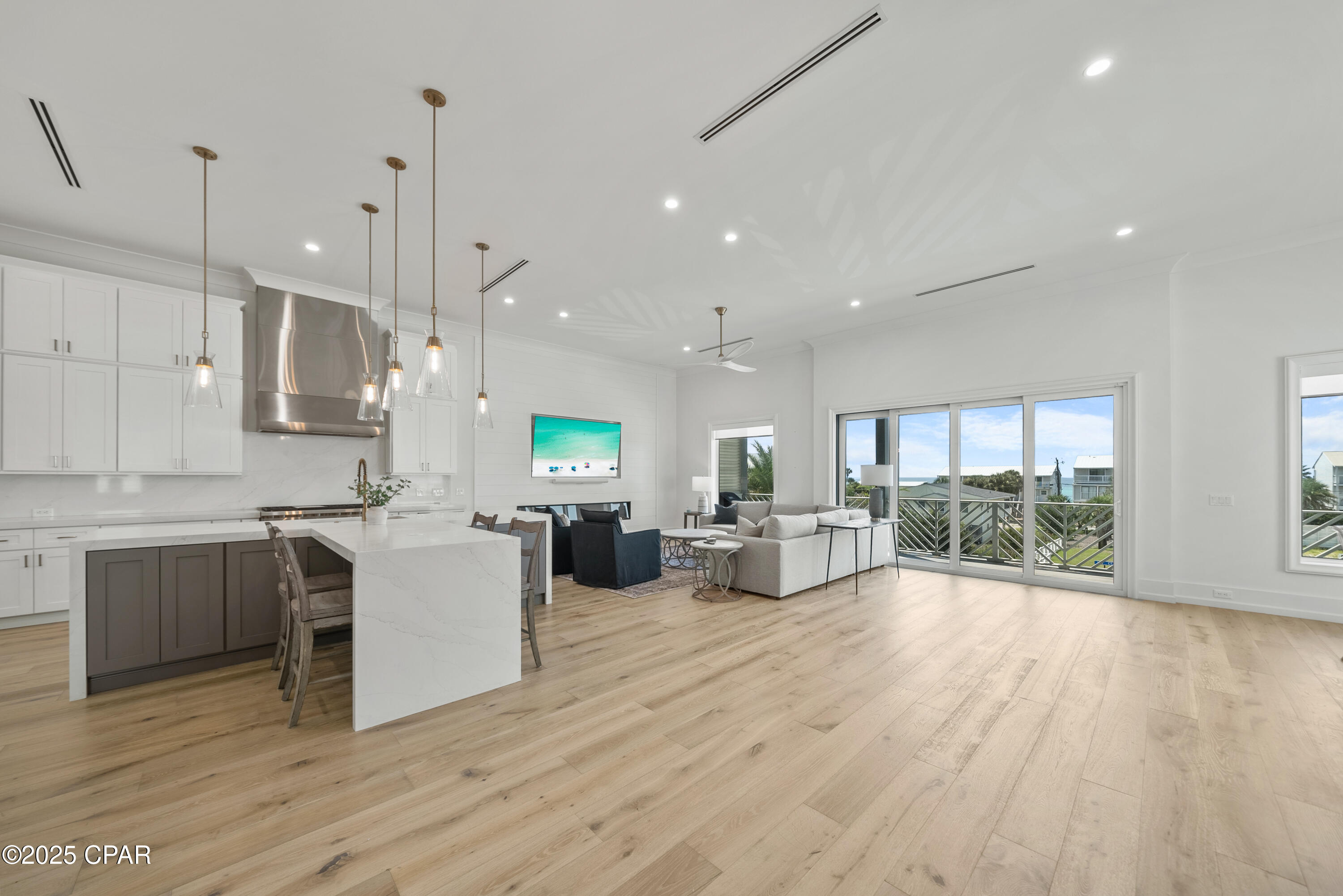 Listing photo id 15 for 4 Jan Court 