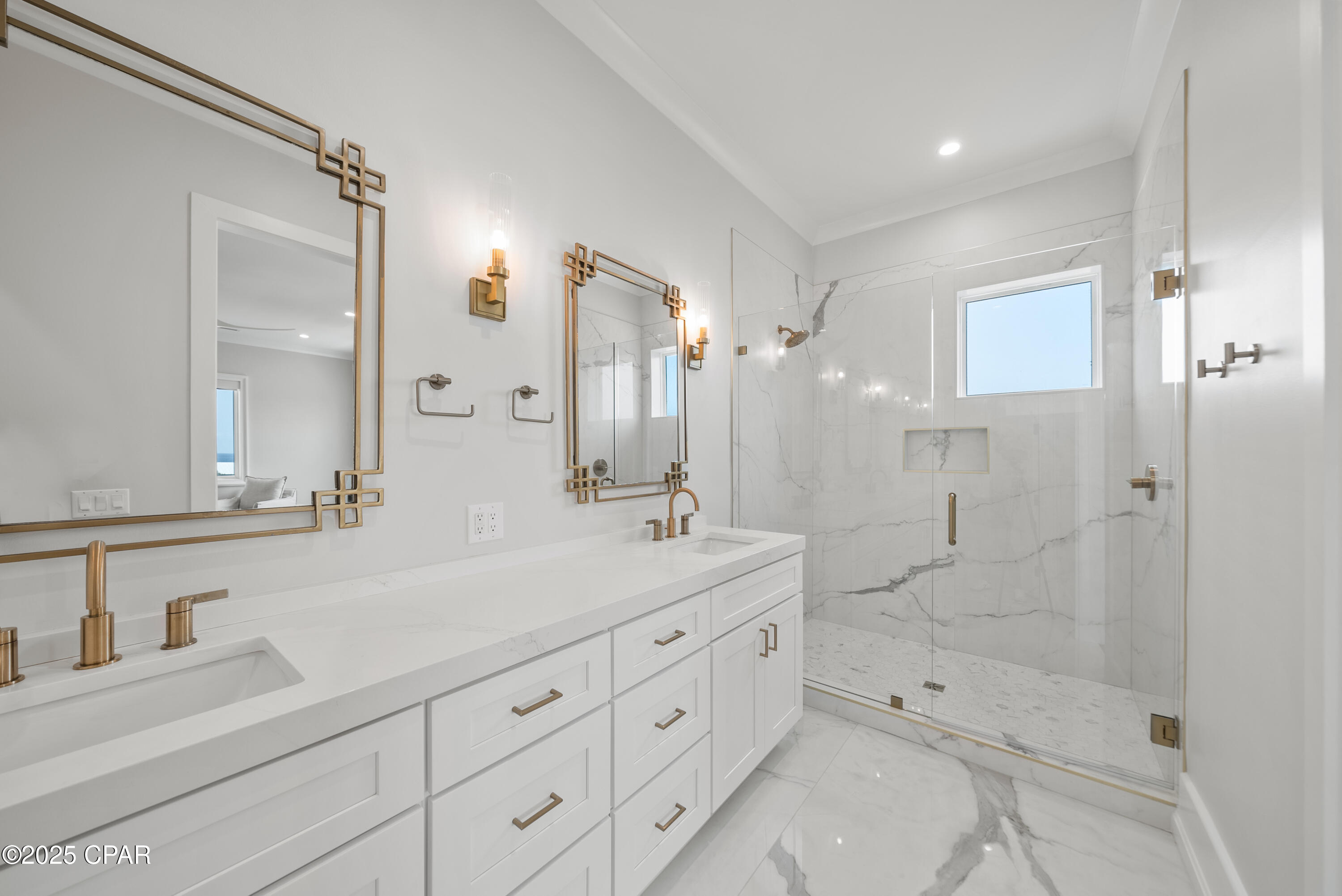 Listing photo id 34 for 4 Jan Court 