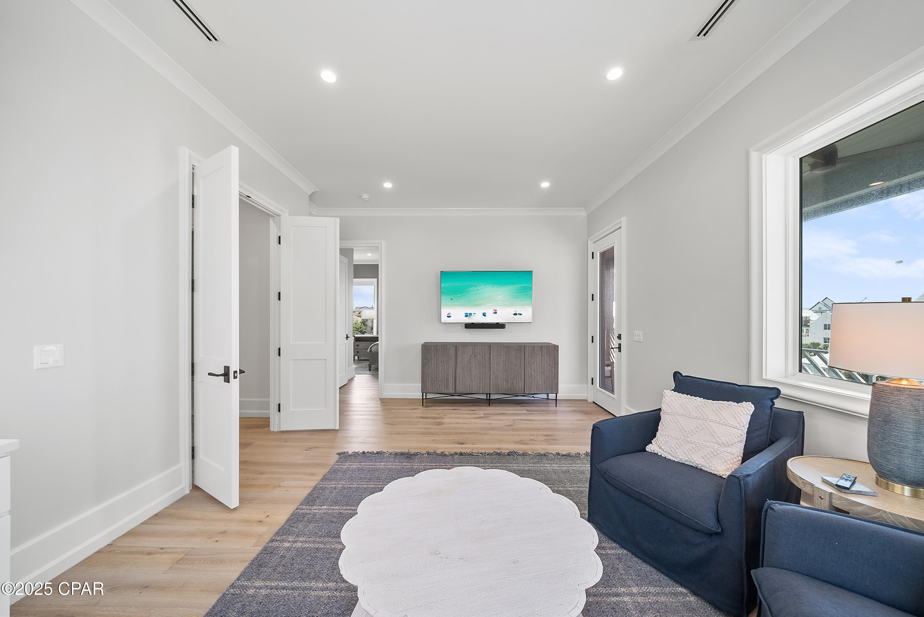 Listing photo id 53 for 4 Jan Court 