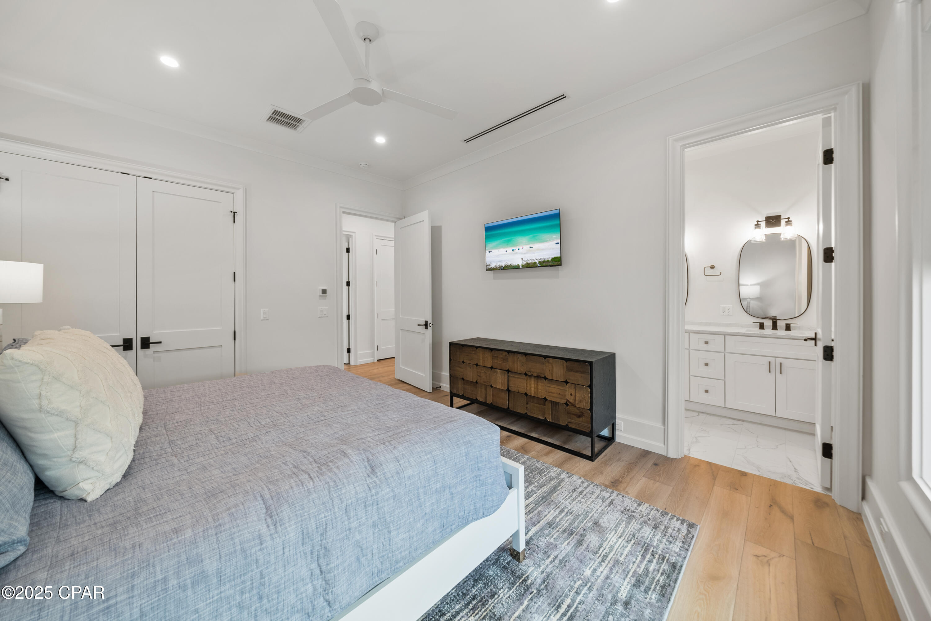 Listing photo id 66 for 4 Jan Court 