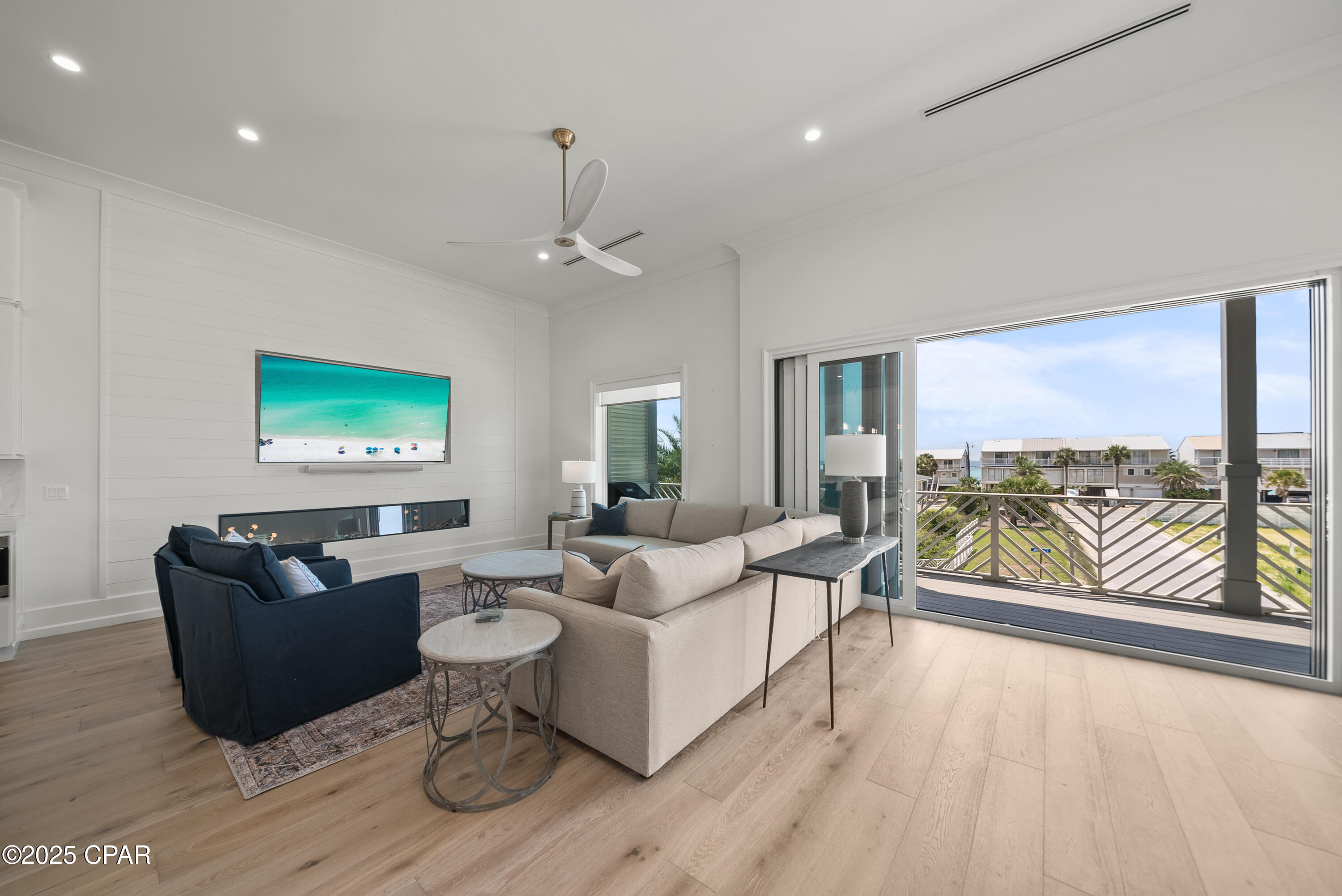 Listing photo id 8 for 4 Jan Court 