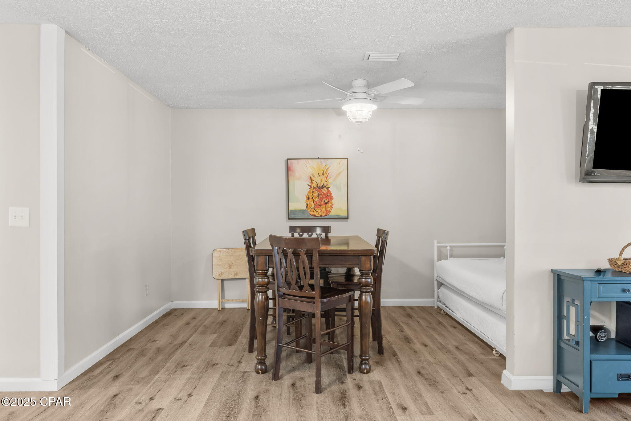 Image 13 For 17670 Front Beach Road H5