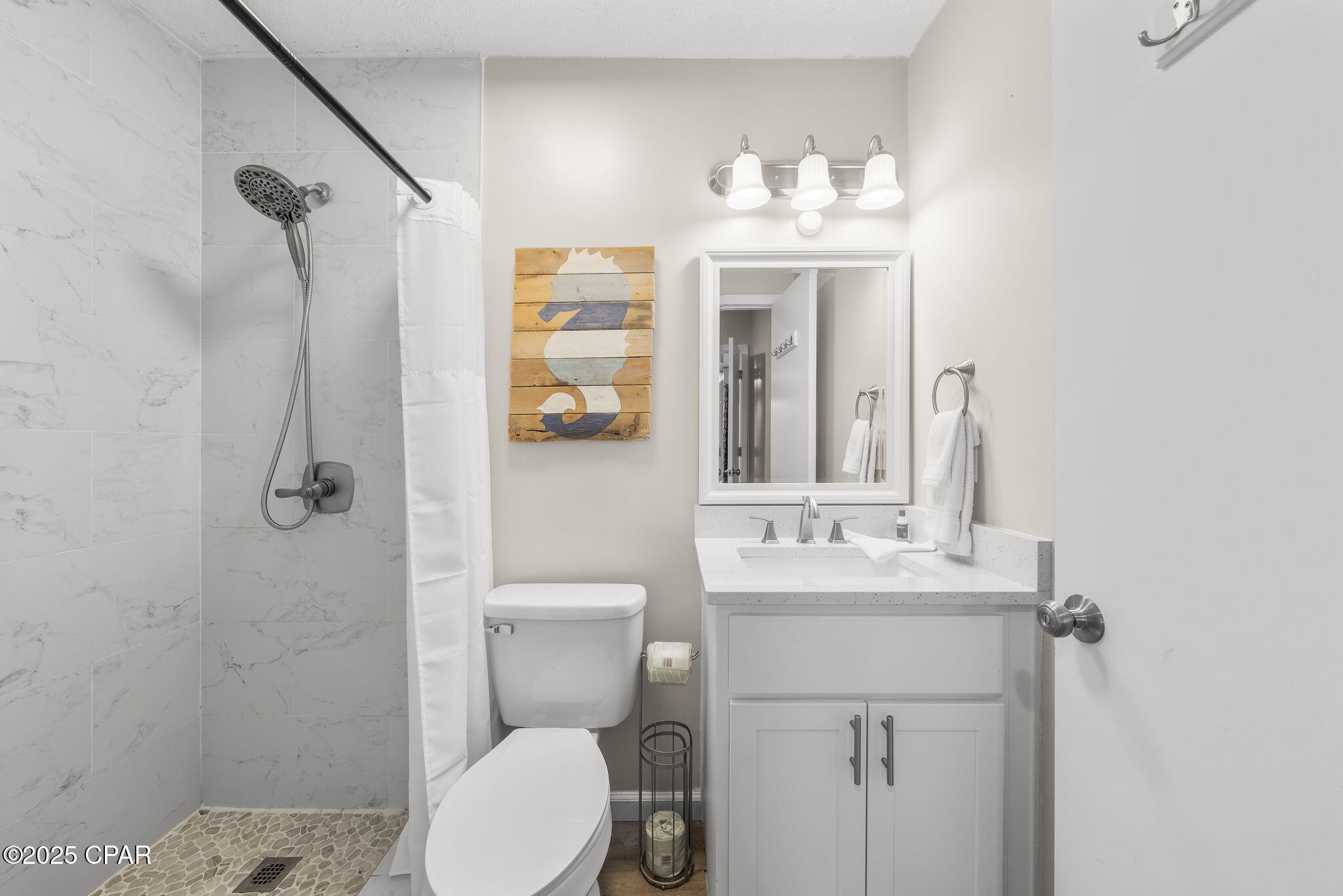 Image 18 For 17670 Front Beach Road H5