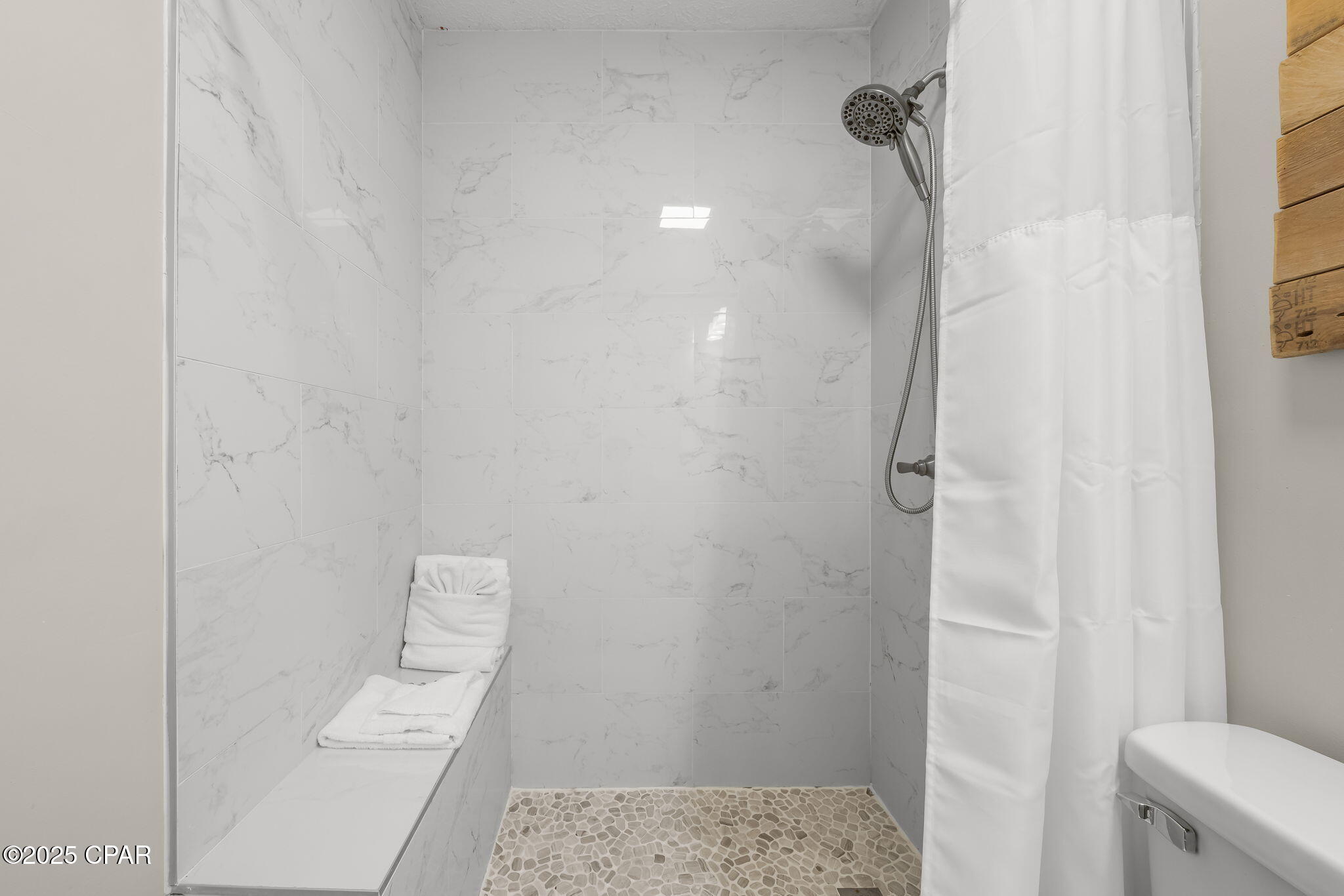 Image 19 For 17670 Front Beach Road H5