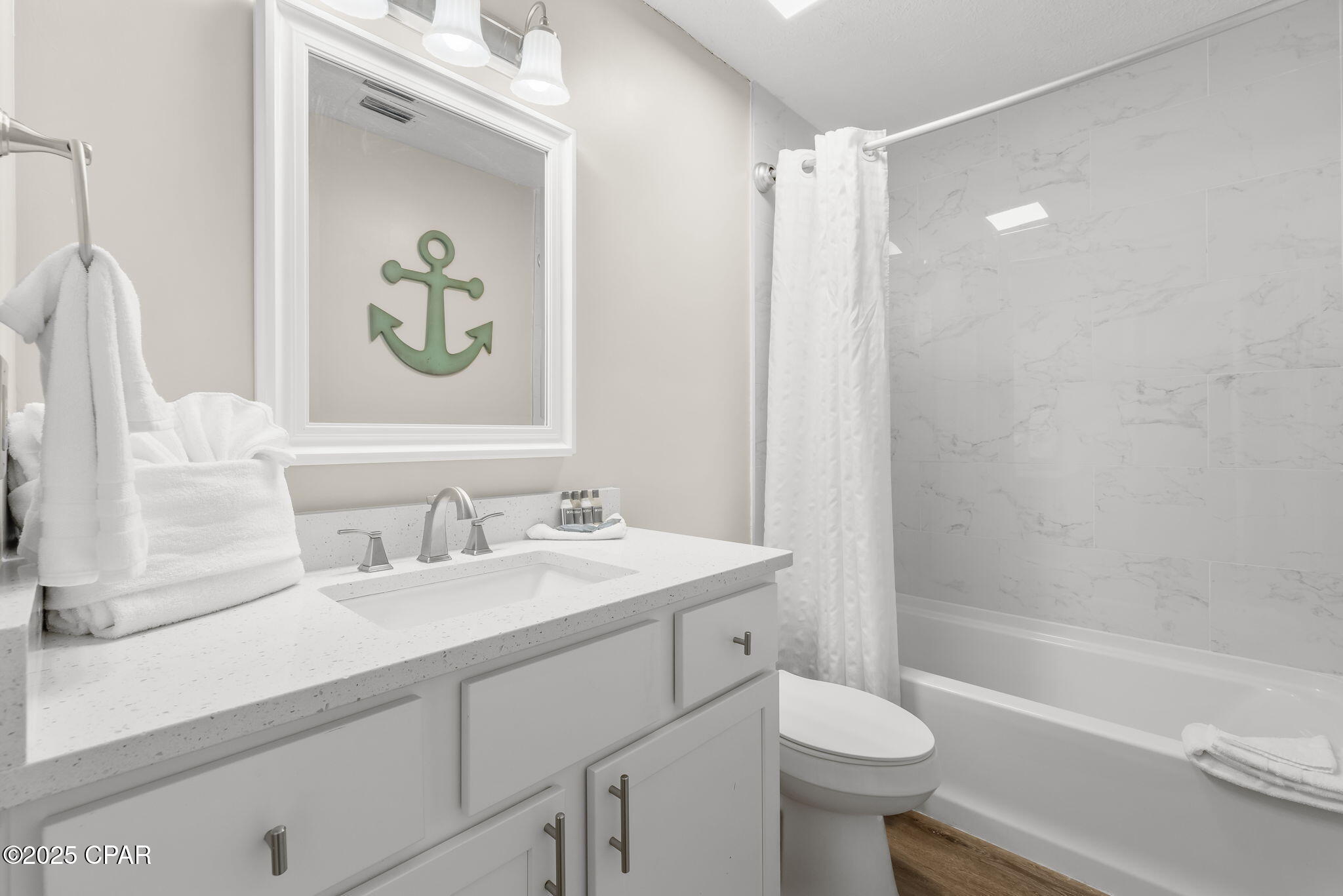 Image 22 For 17670 Front Beach Road H5