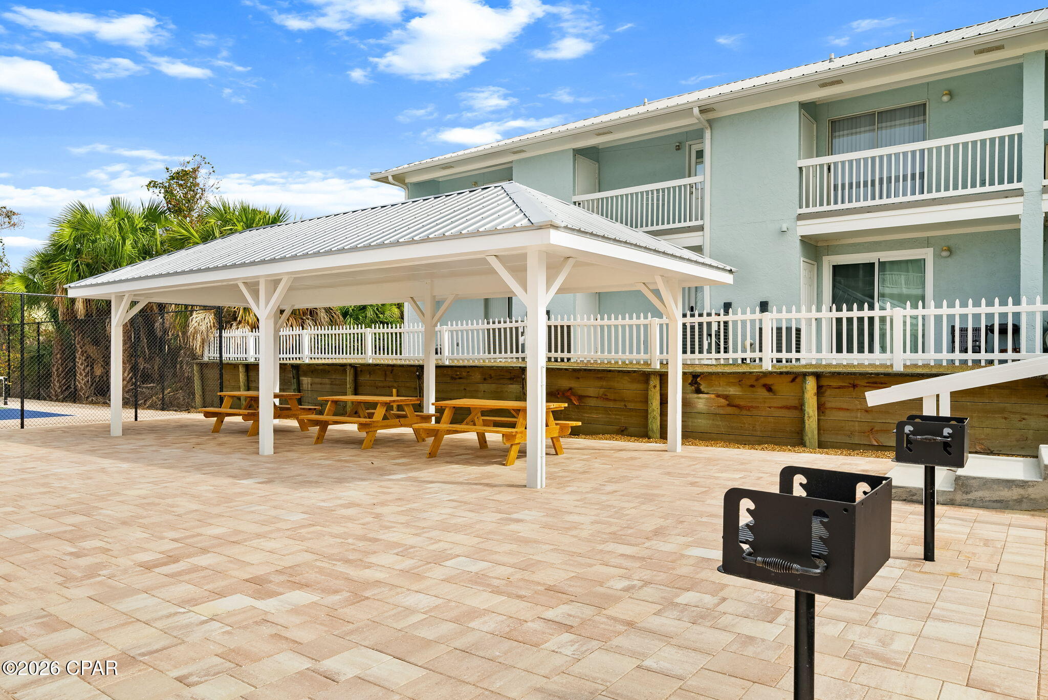 Image 44 For 17670 Front Beach Road H5