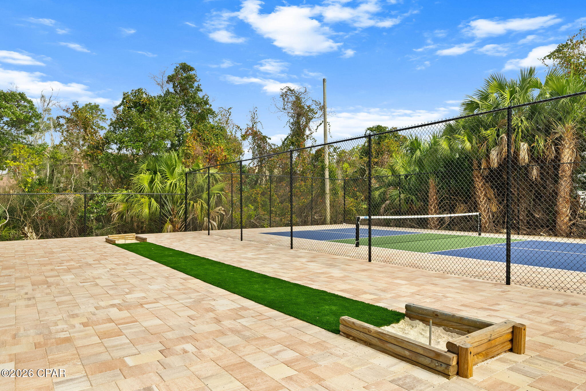 Image 45 For 17670 Front Beach Road H5