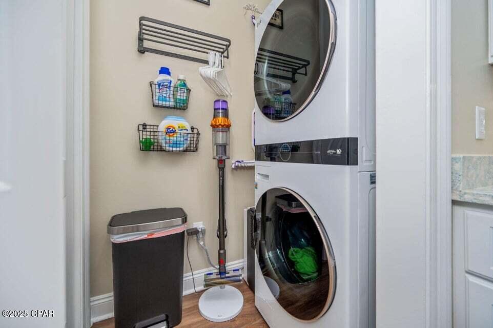 Image 28 For 6422 Highway 98  1504