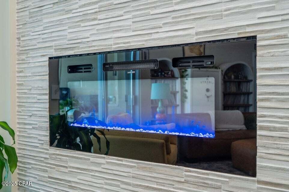 Image 5 For 6422 Highway 98  1504