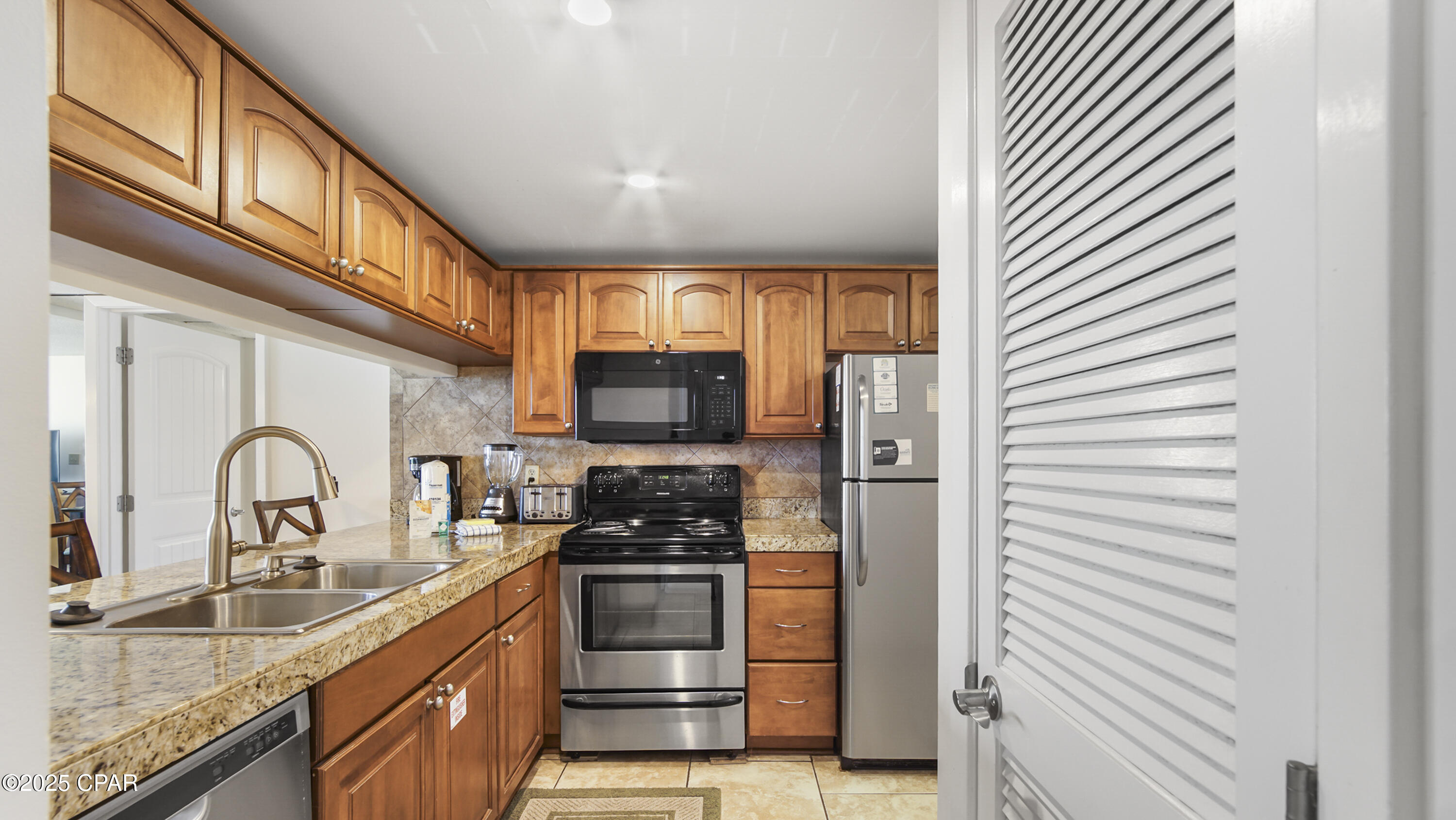 Image 20 For 11619 Front Beach Road # 303