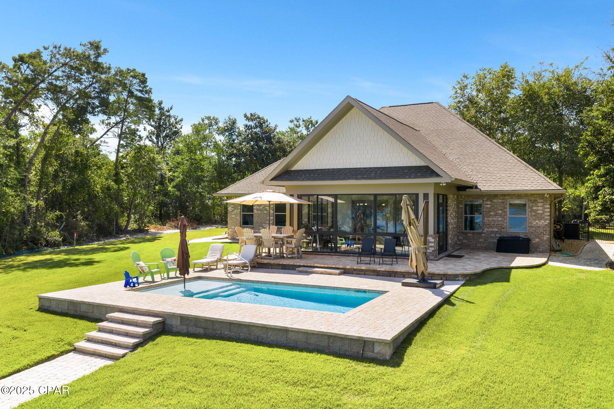 Image 11 For 169 Lake Merial Boulevard