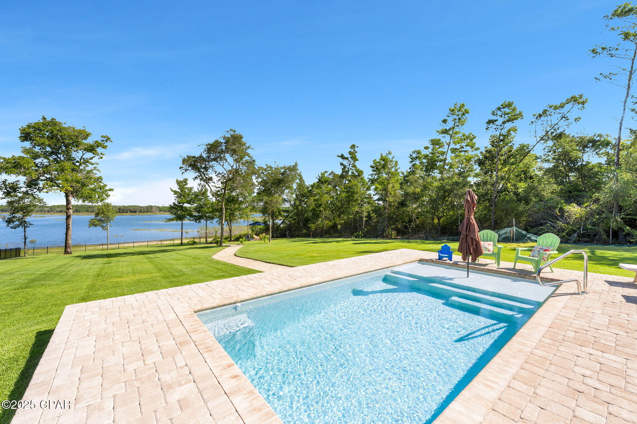 Image 4 For 169 Lake Merial Boulevard