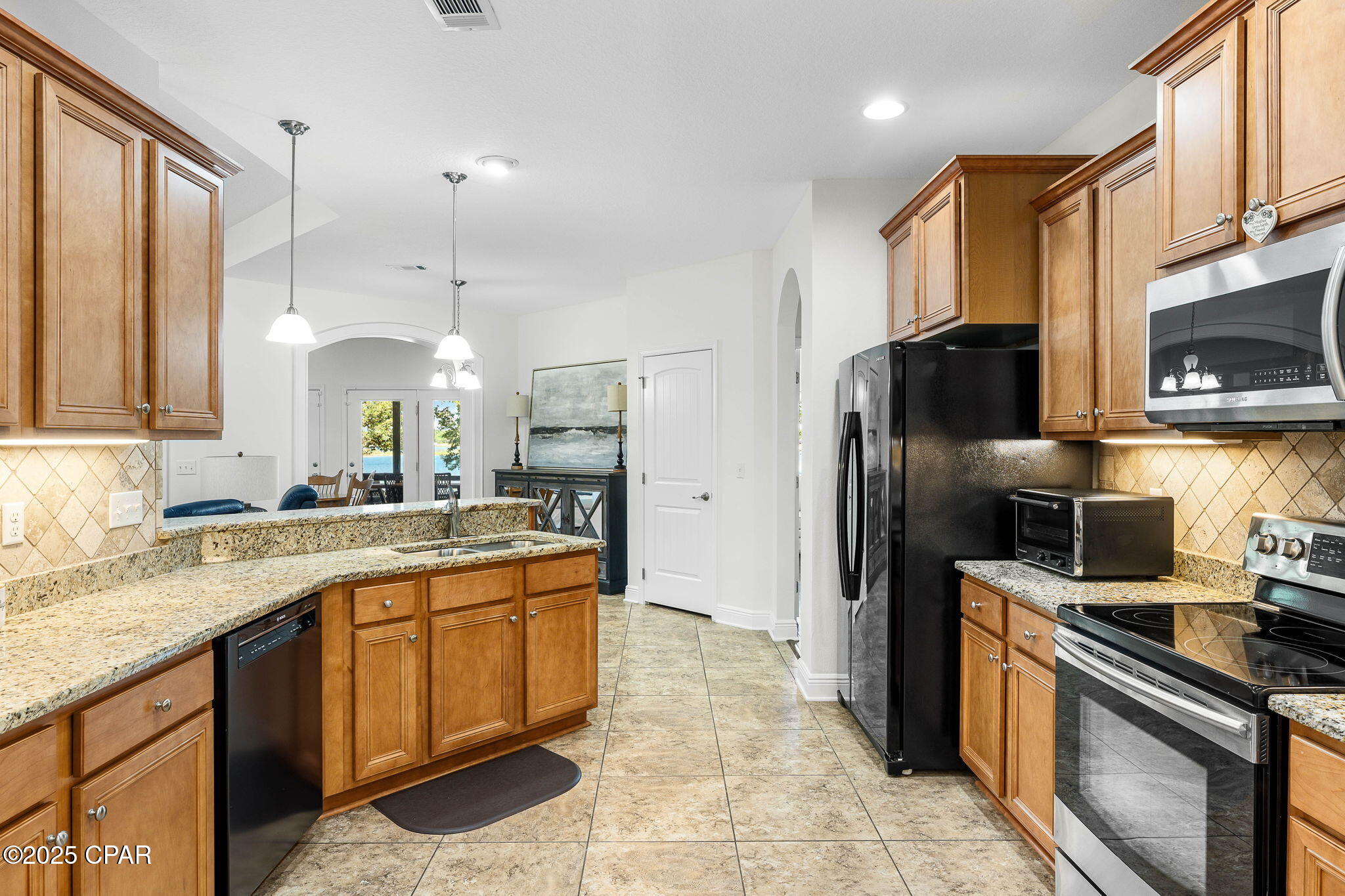 Image 46 For 169 Lake Merial Boulevard