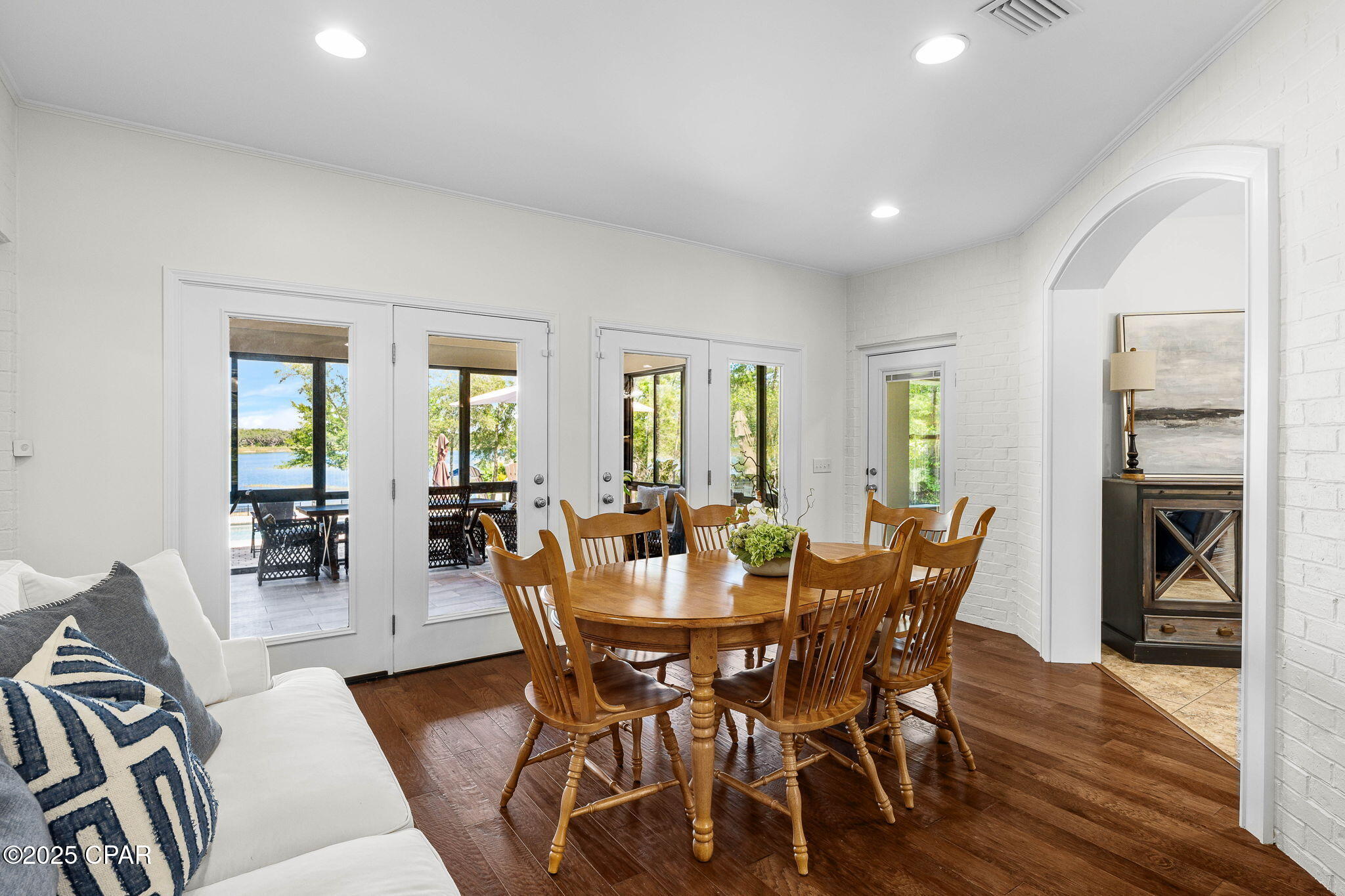 Image 52 For 169 Lake Merial Boulevard