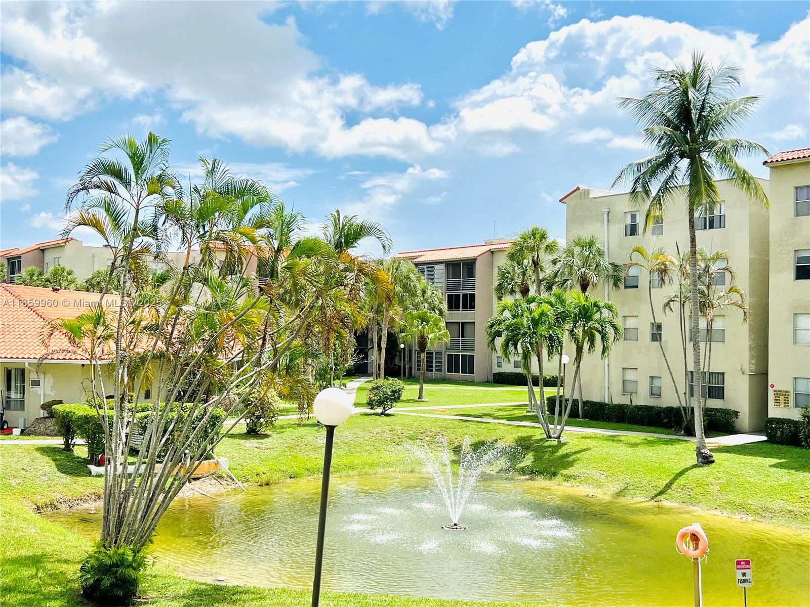 Courtyards Of Broward Con