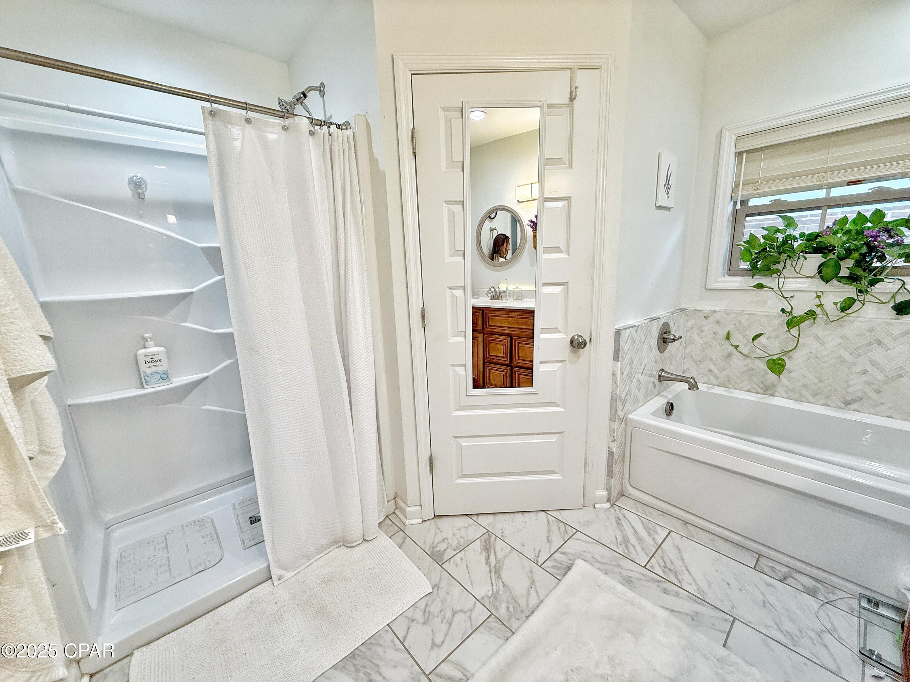 Image 19 For 3380 Caverns Road