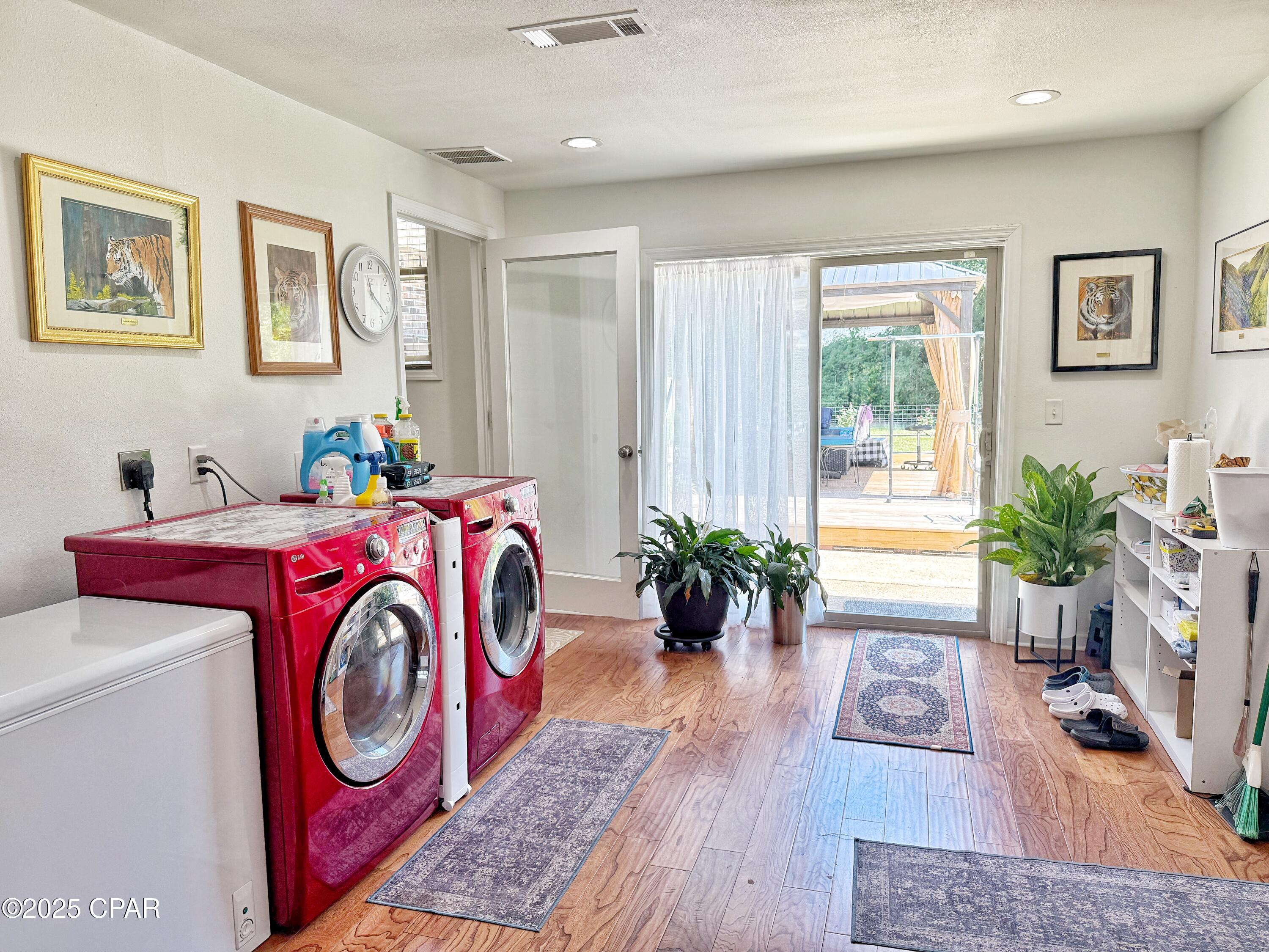 Image 27 For 3380 Caverns Road