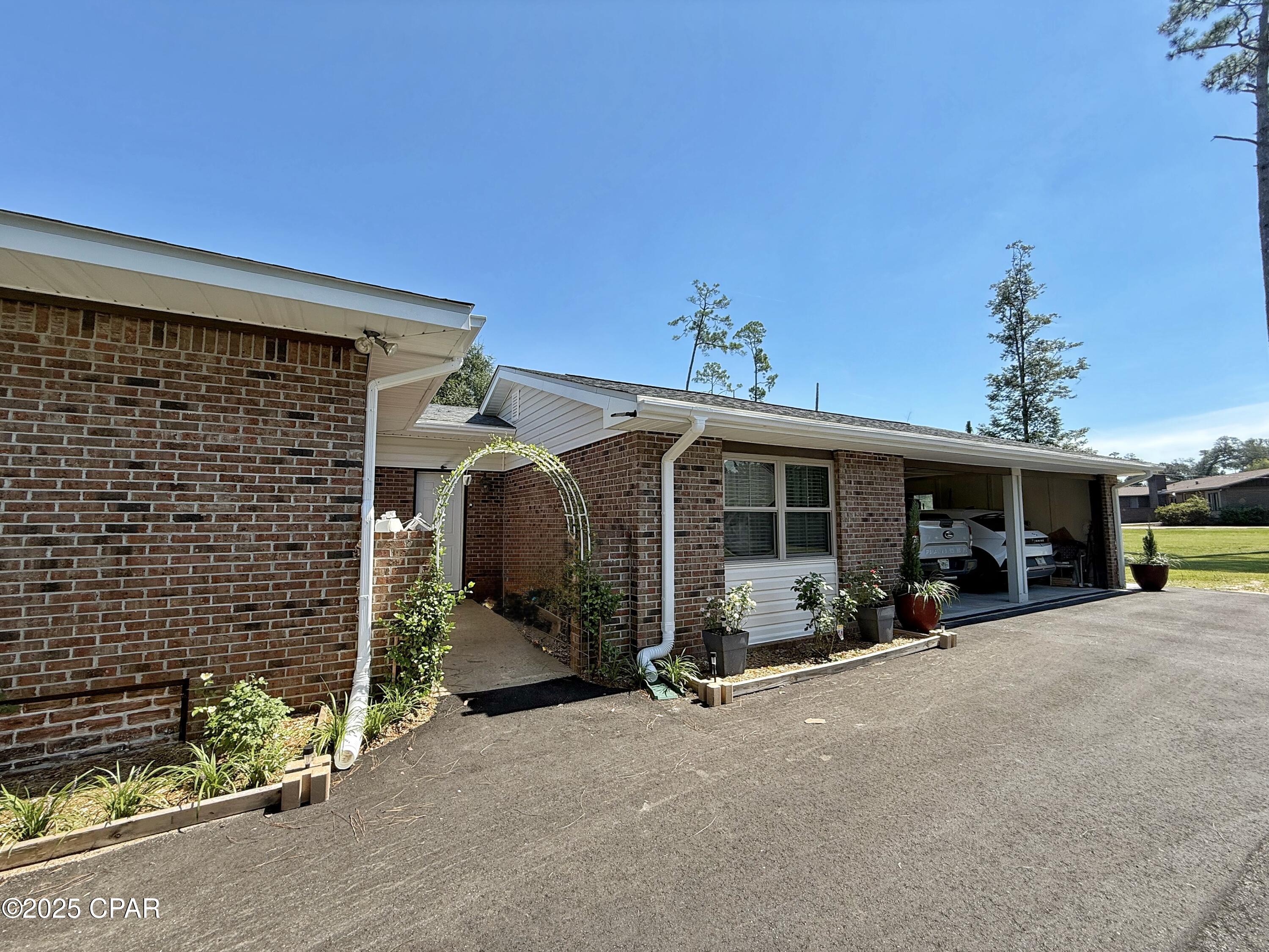 Image 34 For 3380 Caverns Road