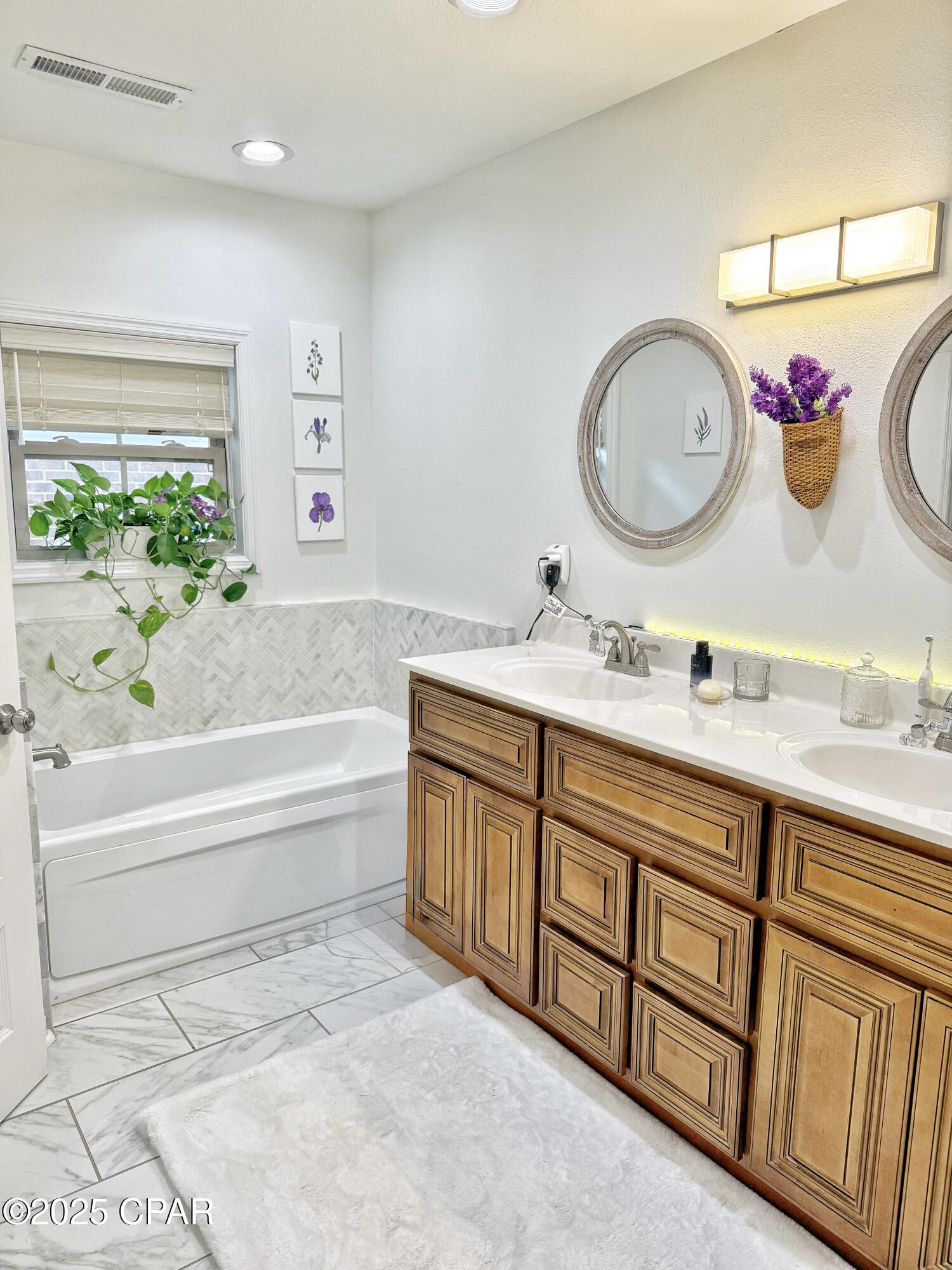 Image 5 For 3380 Caverns Road