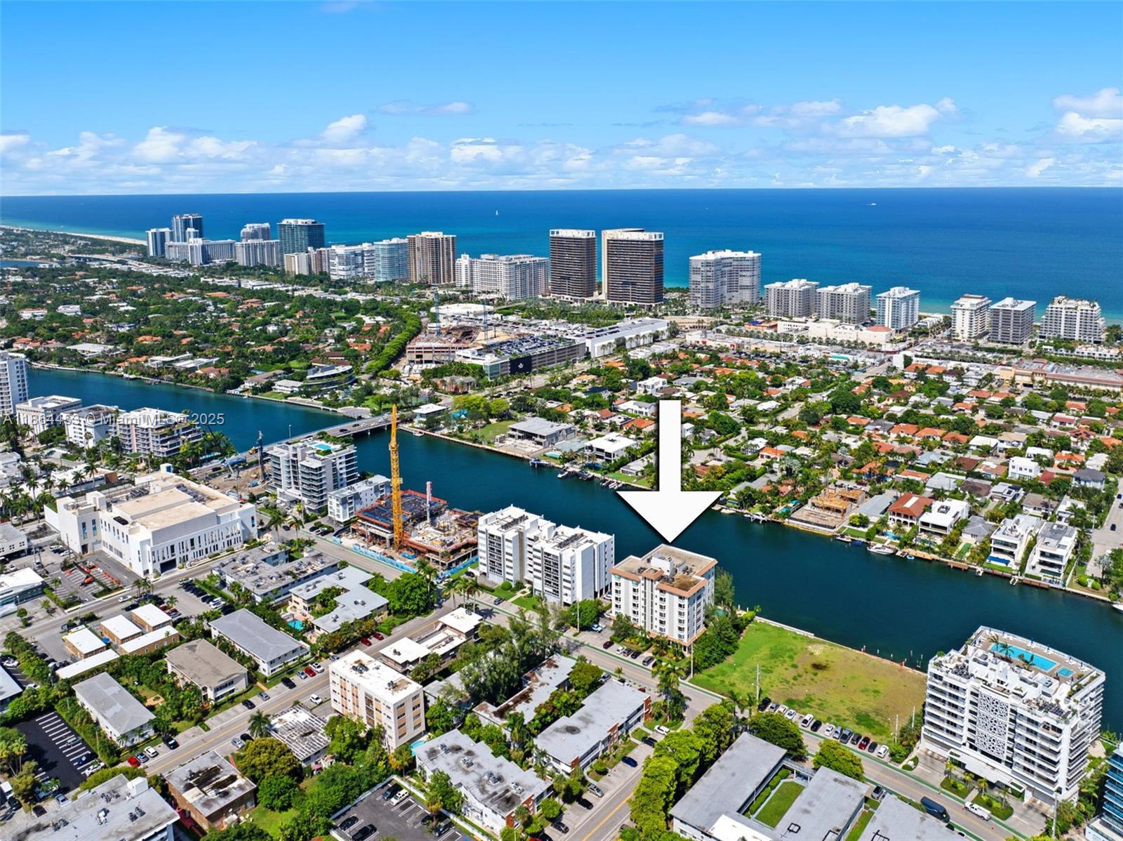 9341 E Bay Harbor Dr 4C