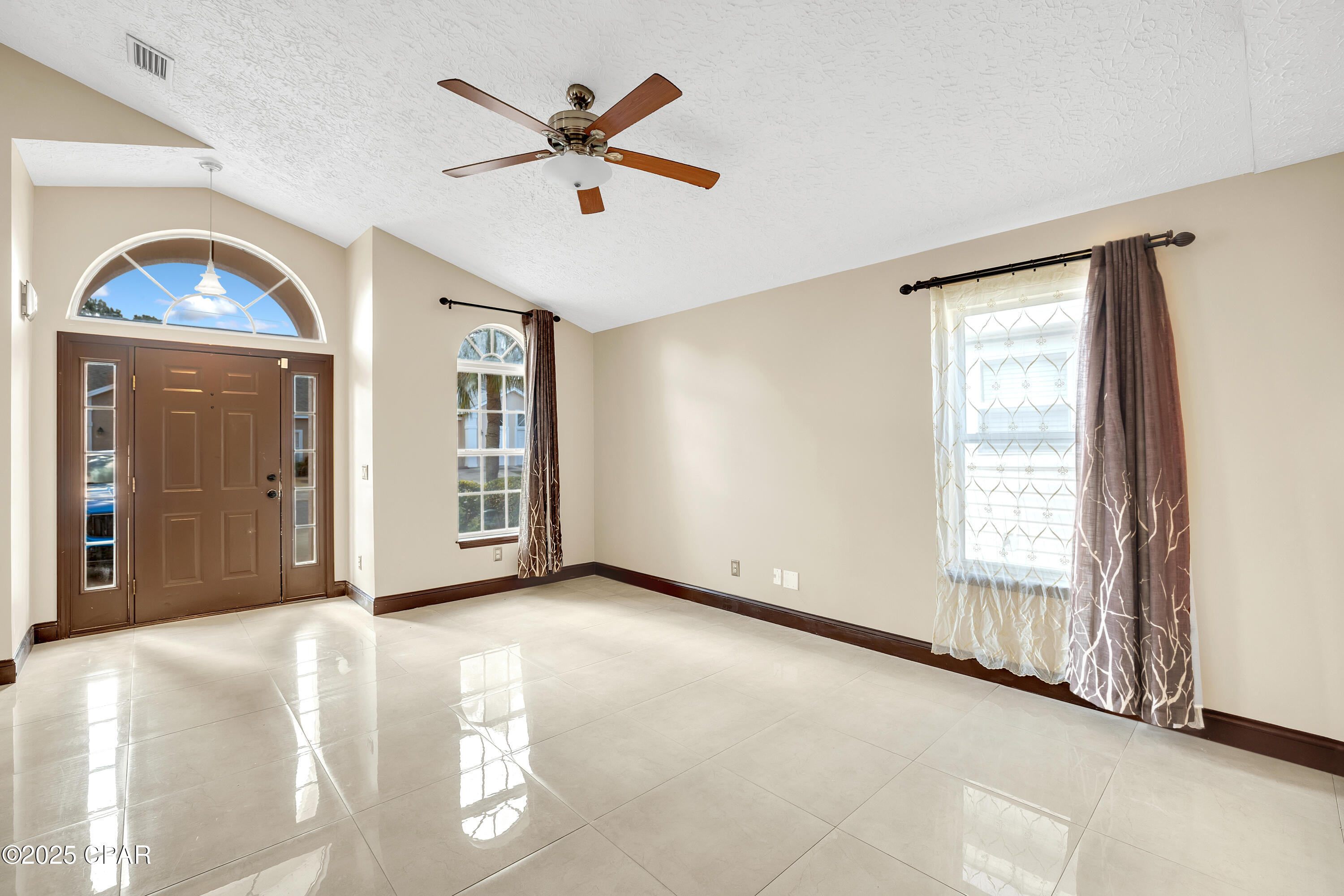 Image 12 For 149 Seagrass Way