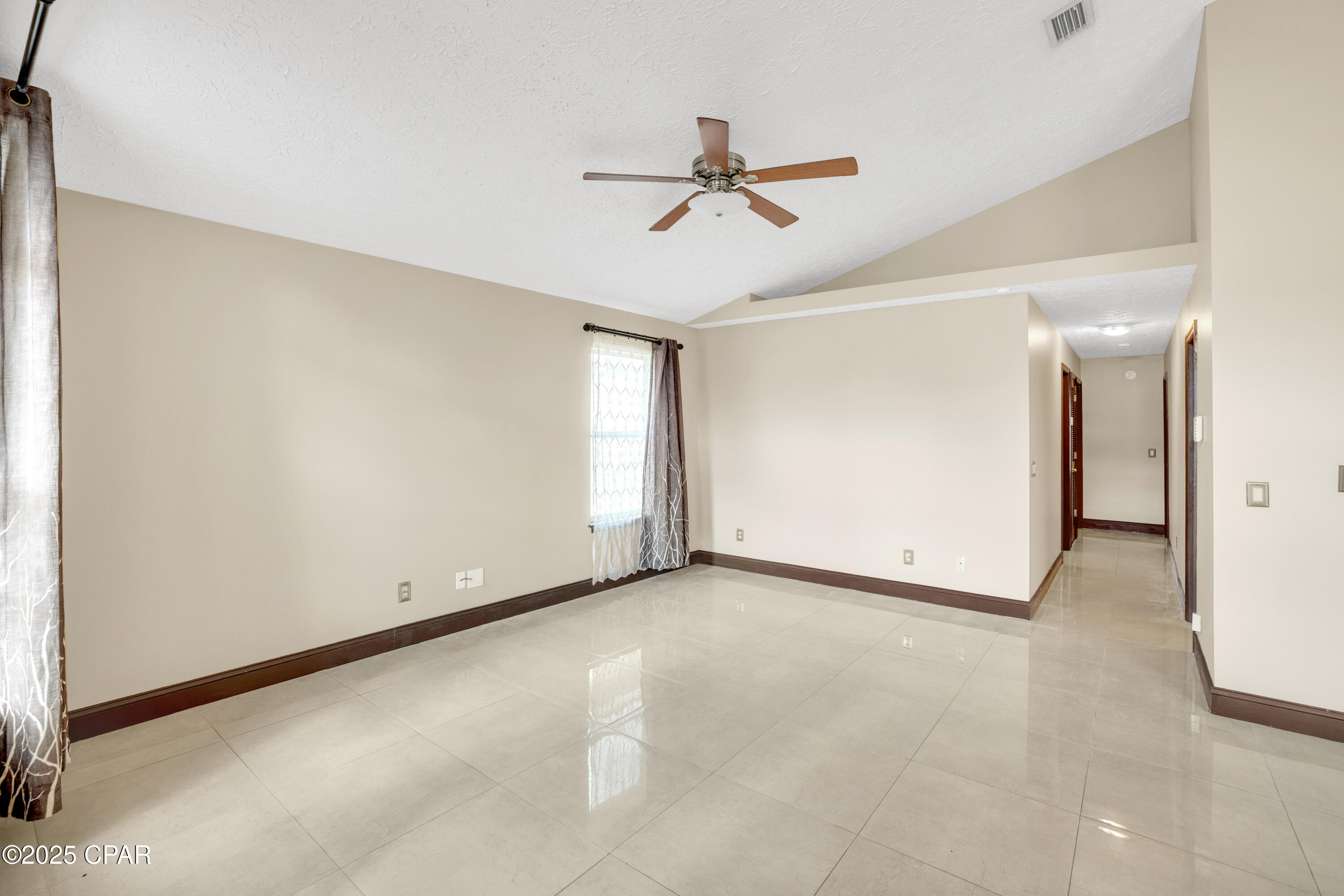 Image 8 For 149 Seagrass Way