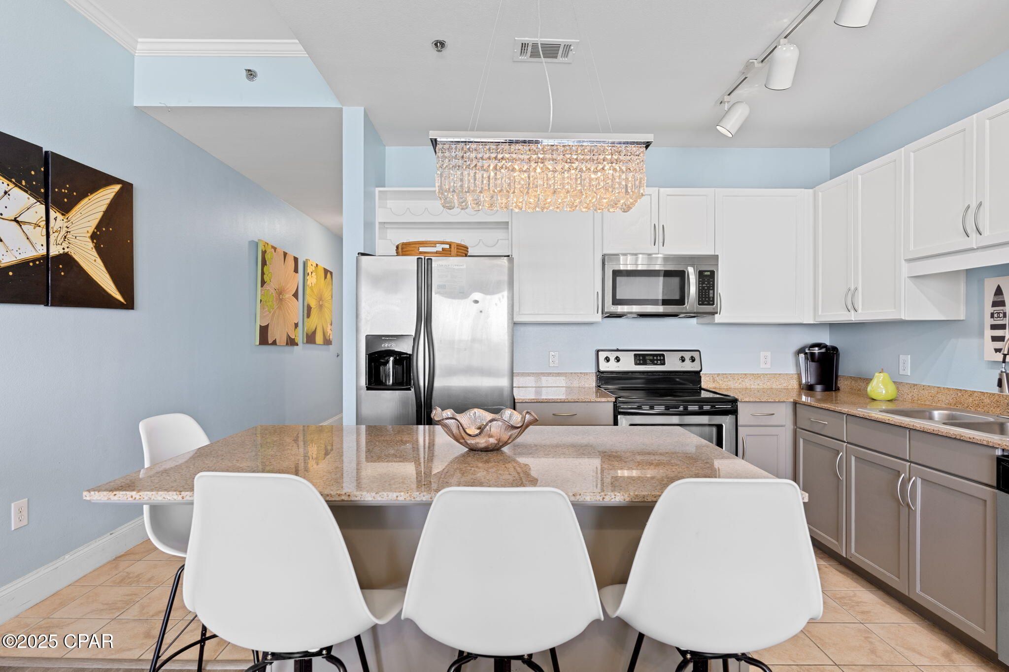 Image 12 For 9860 Thomas Drive 2127