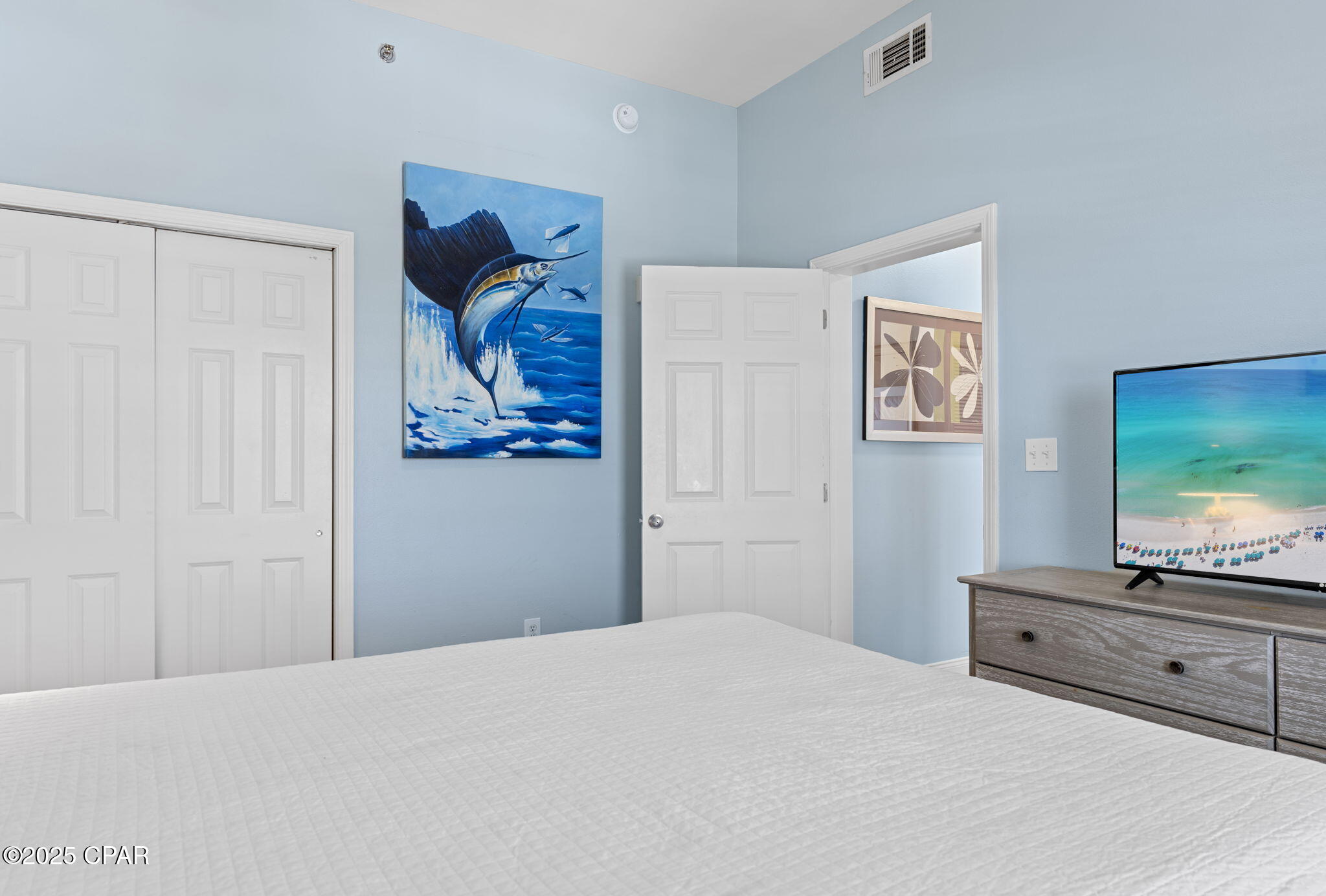 Image 33 For 9860 Thomas Drive 2127