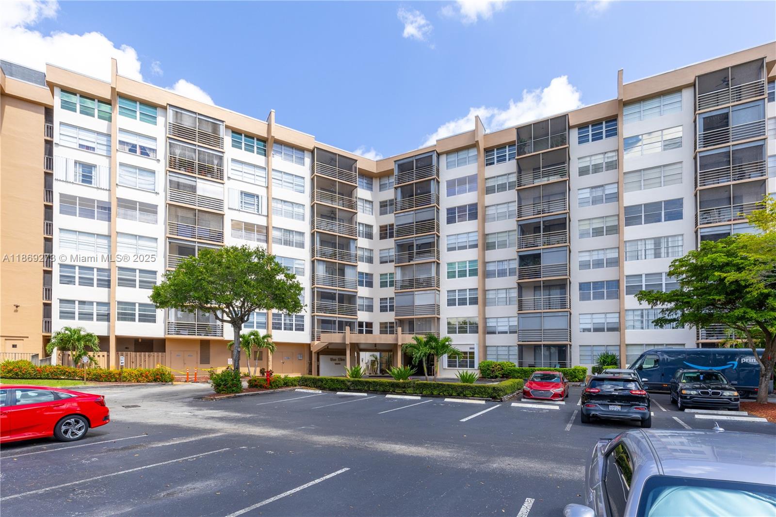 Homes for sale in Pembroke Pines, FL | 1000 Saint Charles Pl #319, Pembroke Pines, FL 33026 | MLS# A11869273