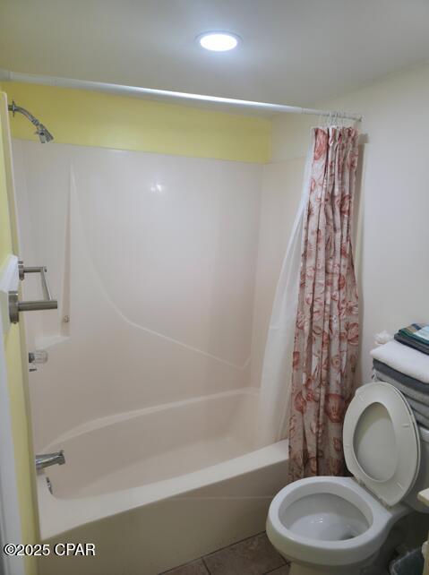 Image 10 For 8618 Surf Drive 112