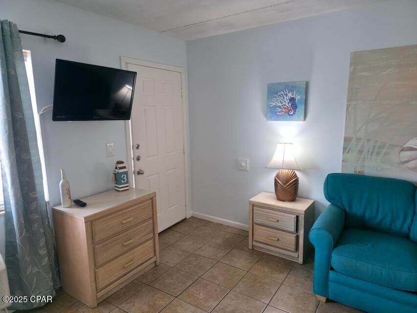 Image 5 For 8618 Surf Drive 112